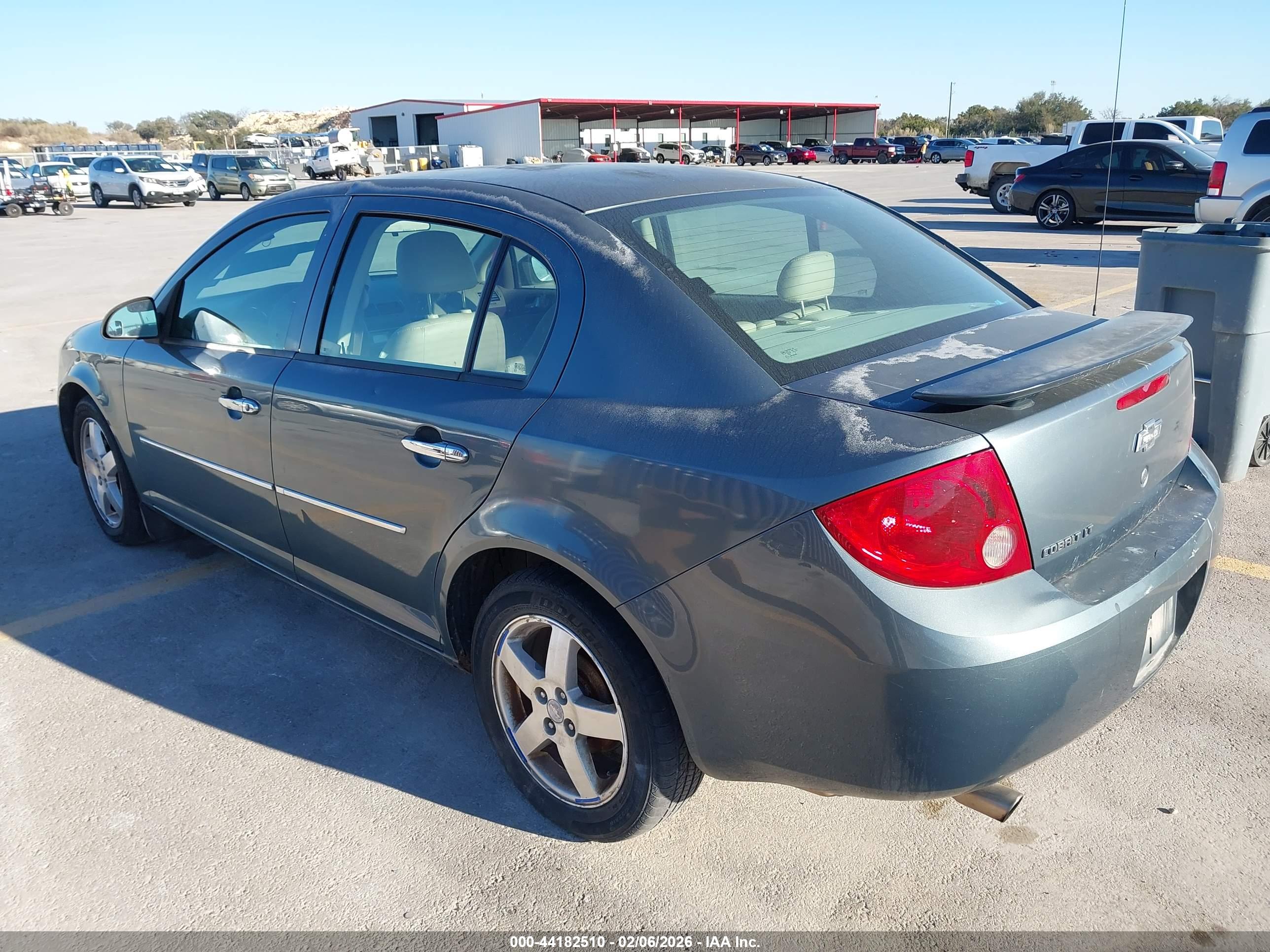CHEVROLET COBALT image 3