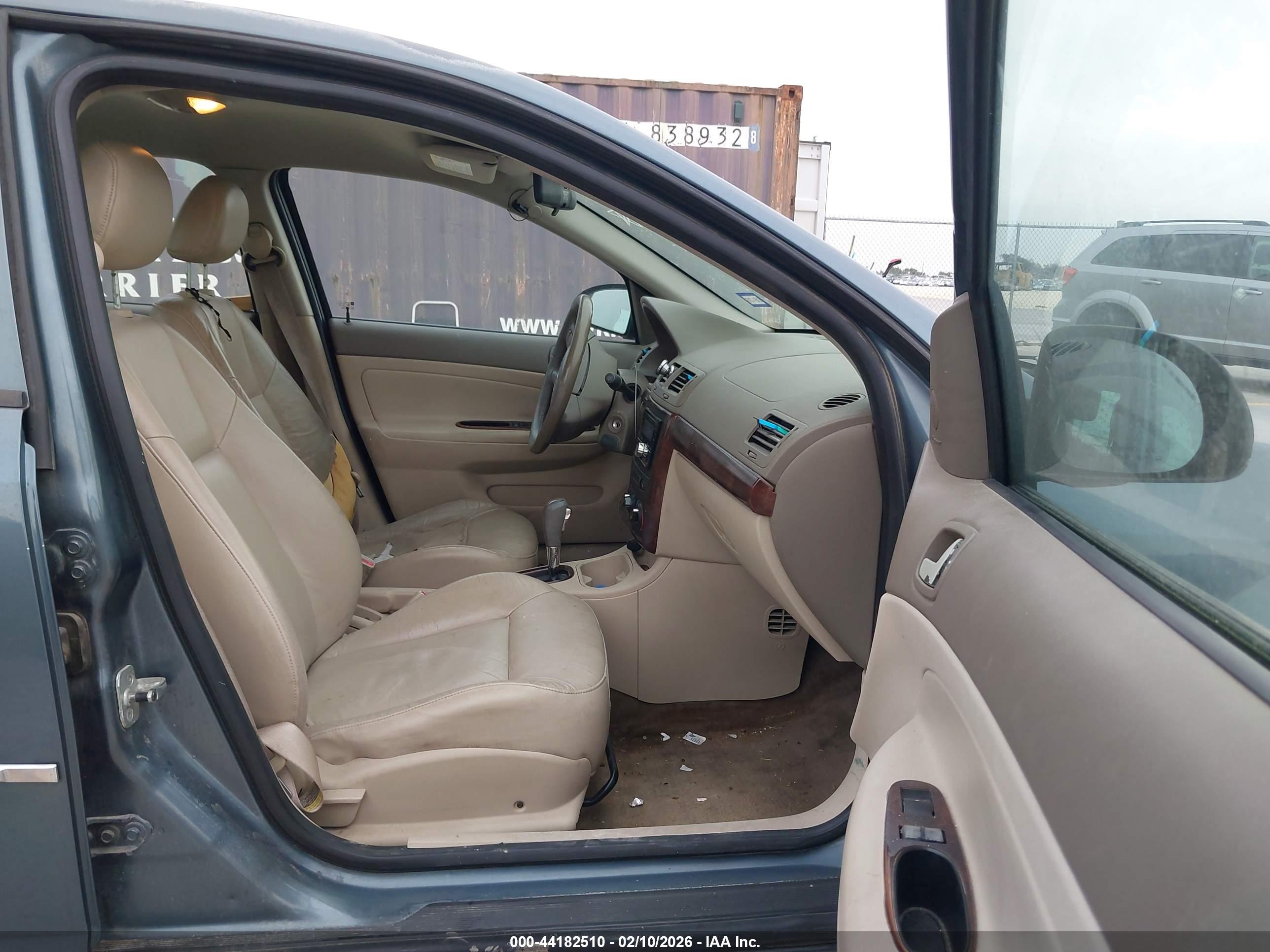 CHEVROLET COBALT image 5