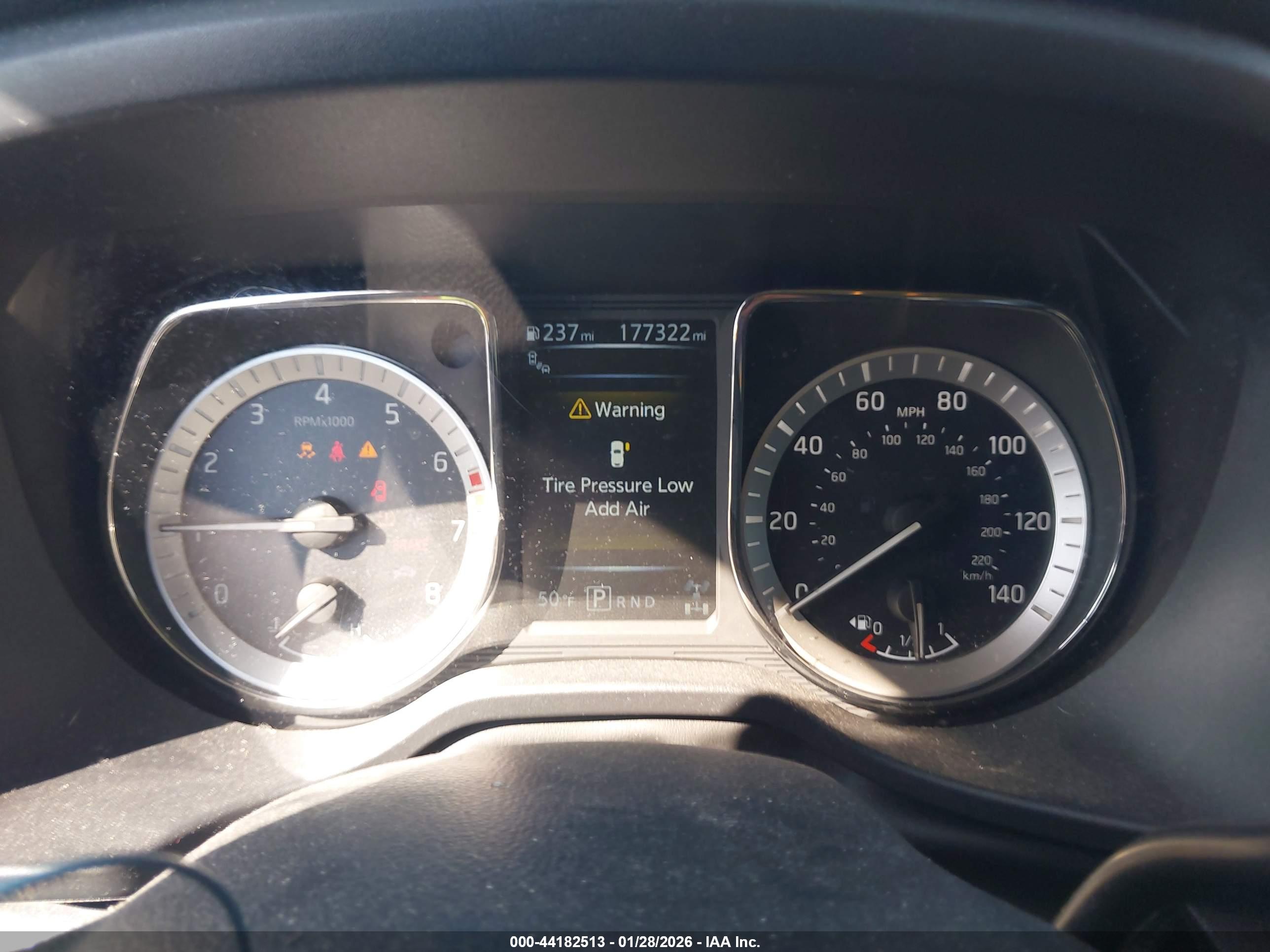 NISSAN TITAN image 7