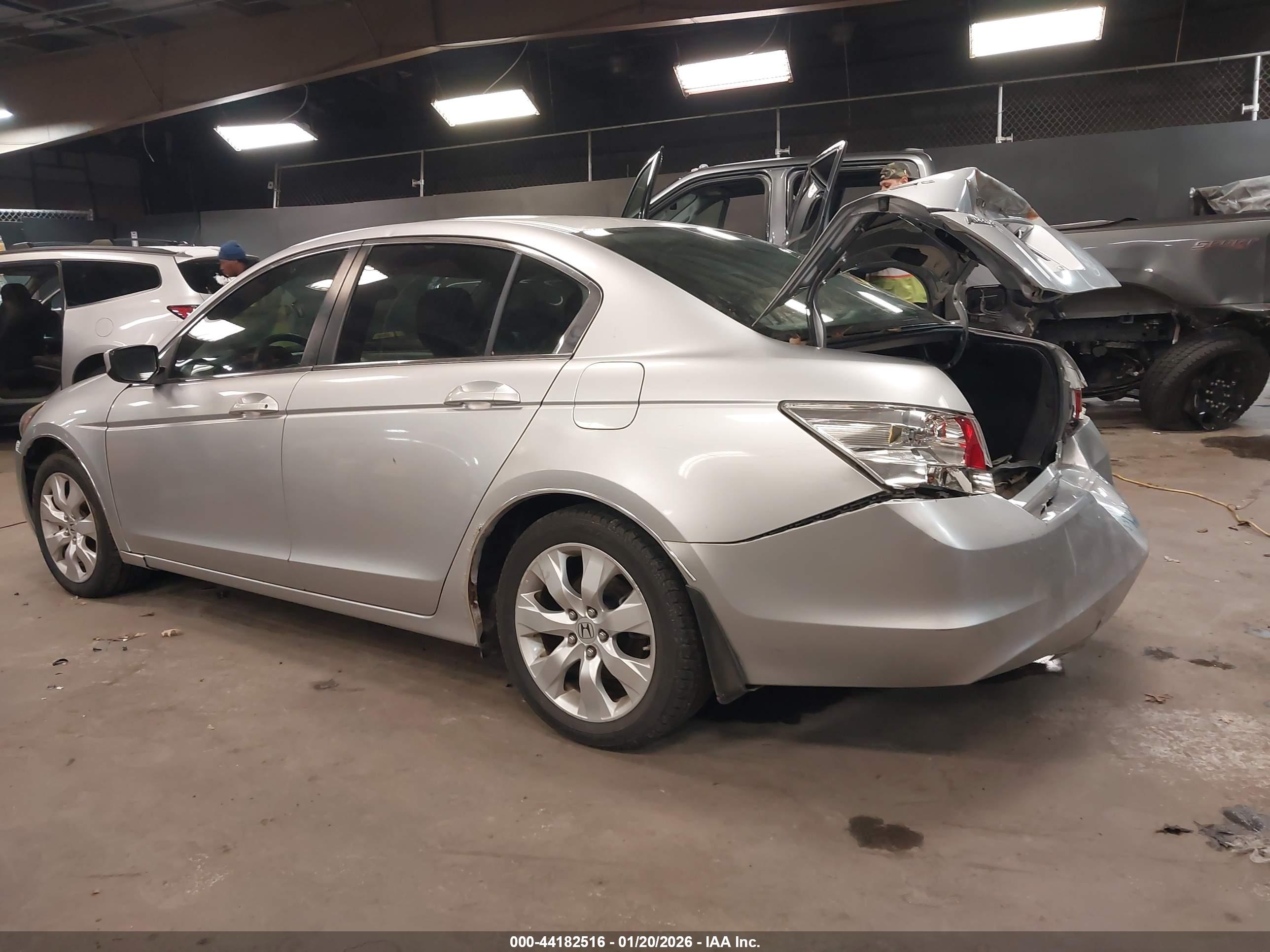 HONDA ACCORD image 3