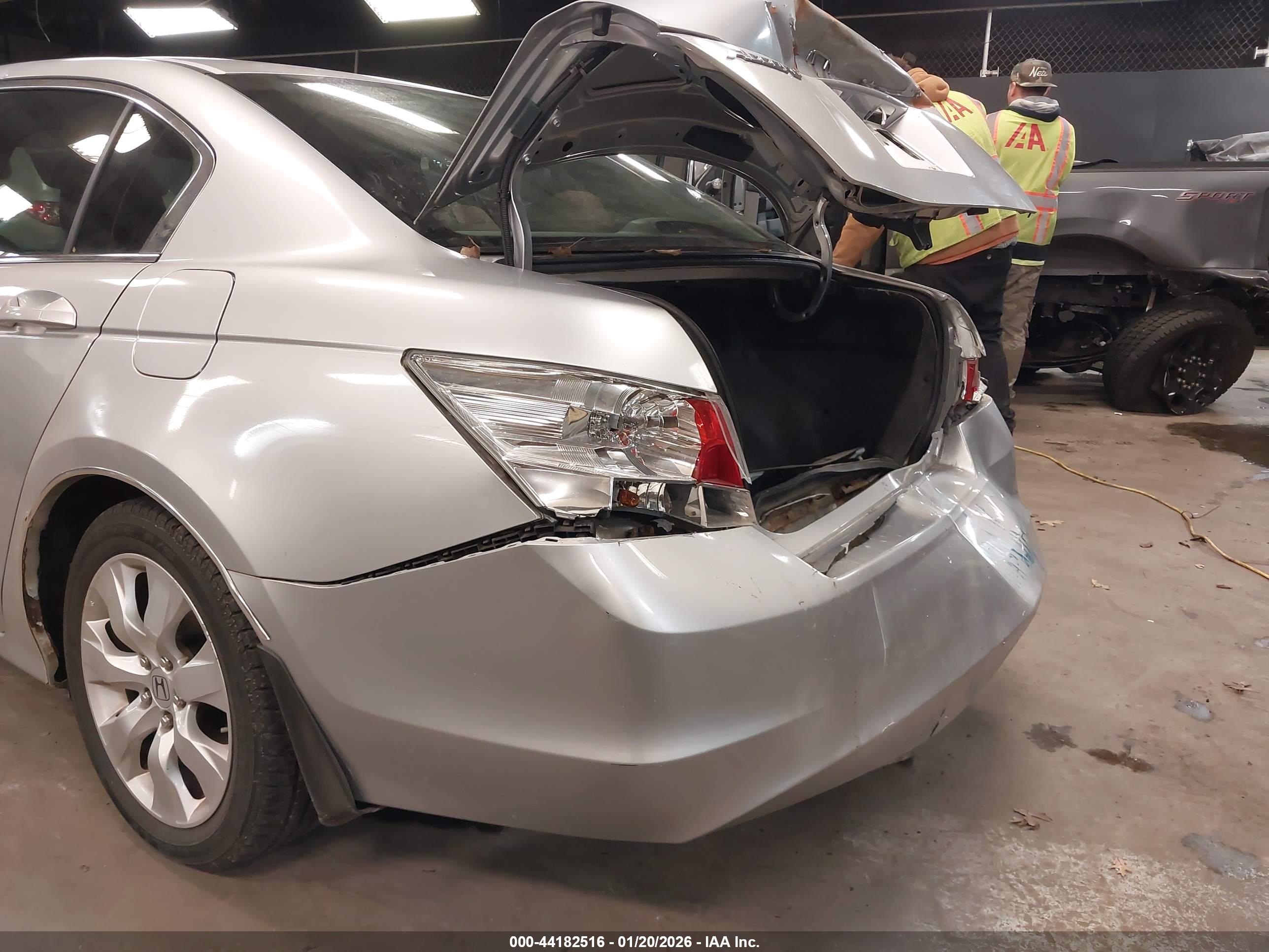 HONDA ACCORD image 6