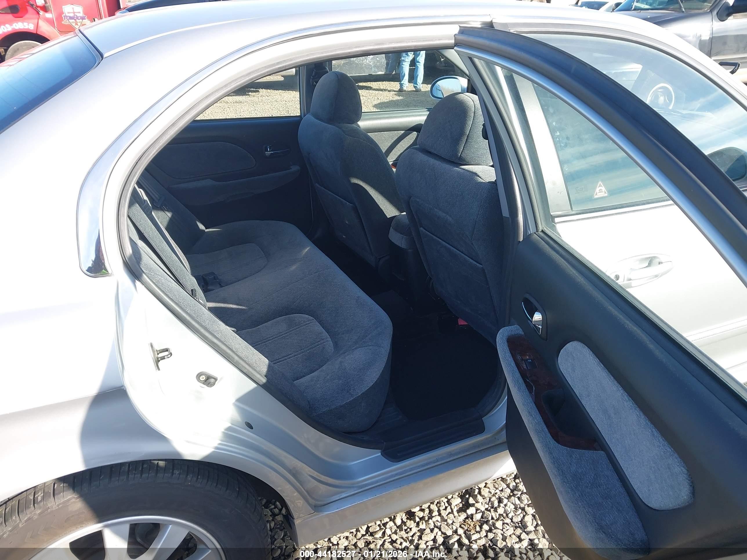 HYUNDAI SONATA image 8