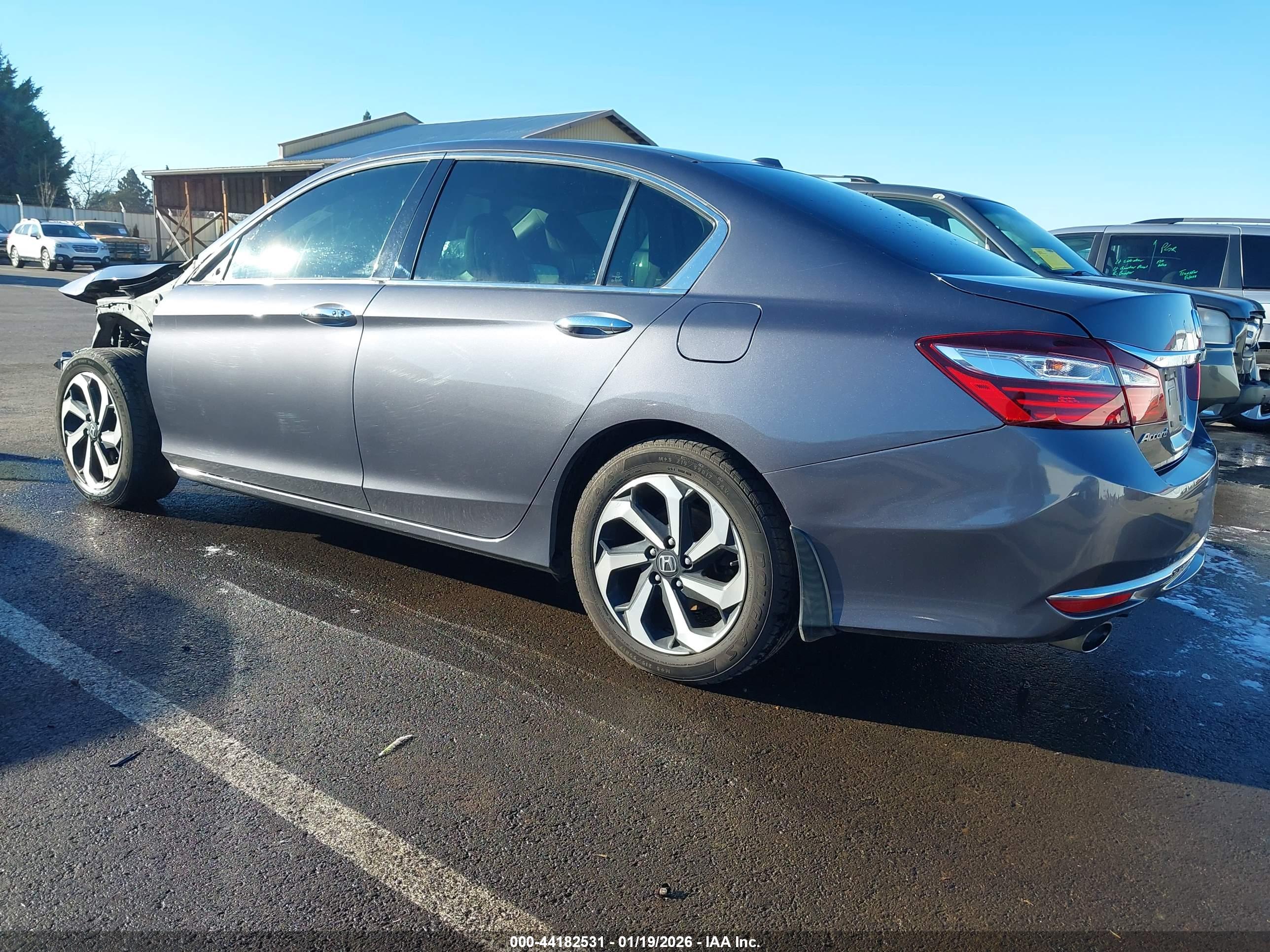 HONDA ACCORD image 3