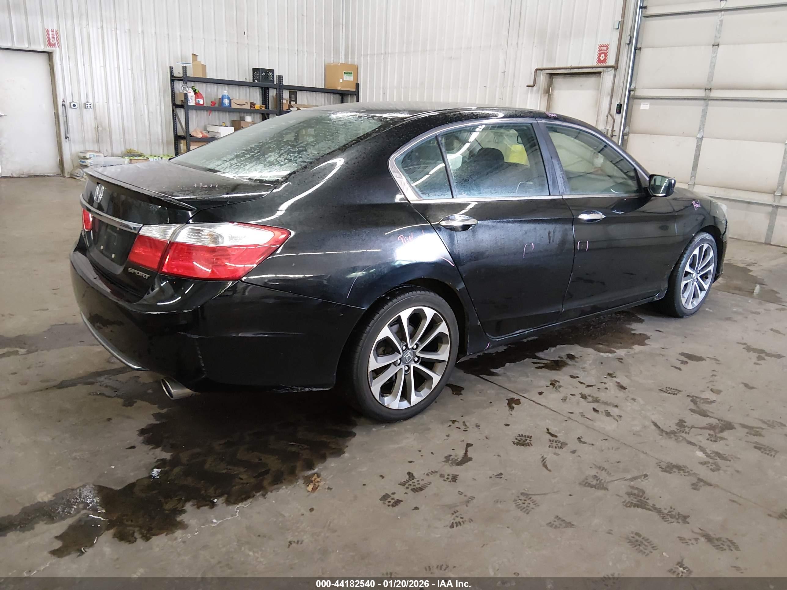 HONDA ACCORD image 4