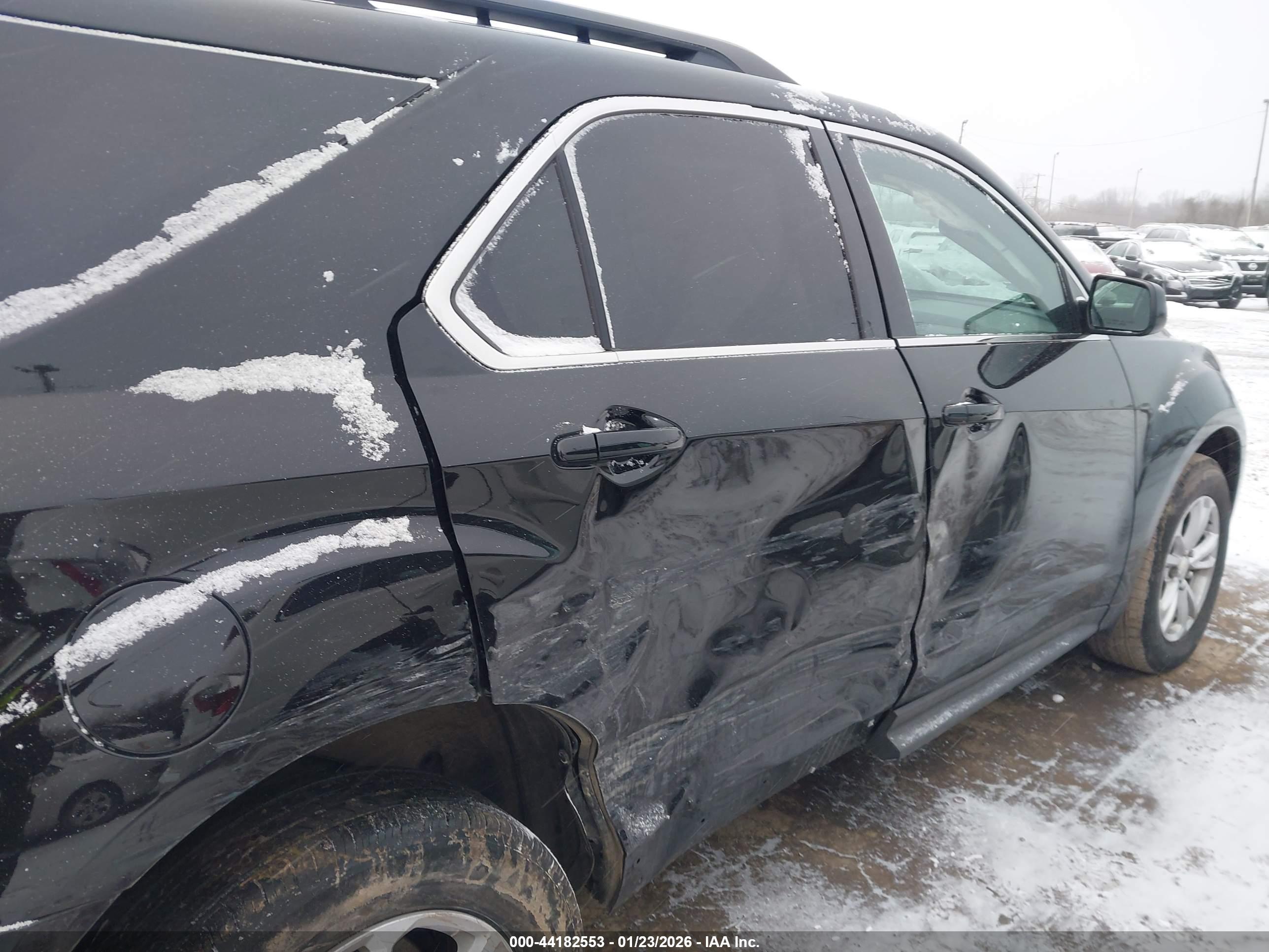 CHEVROLET EQUINOX image 6