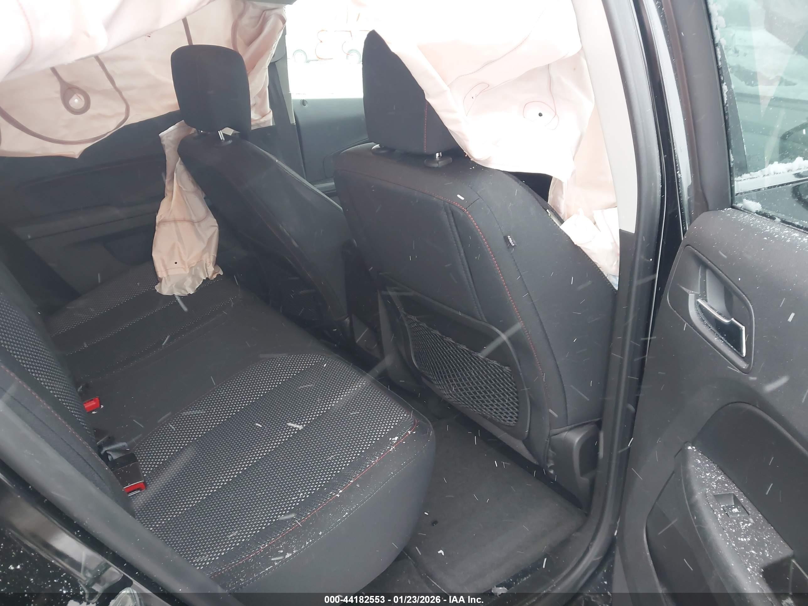CHEVROLET EQUINOX image 8