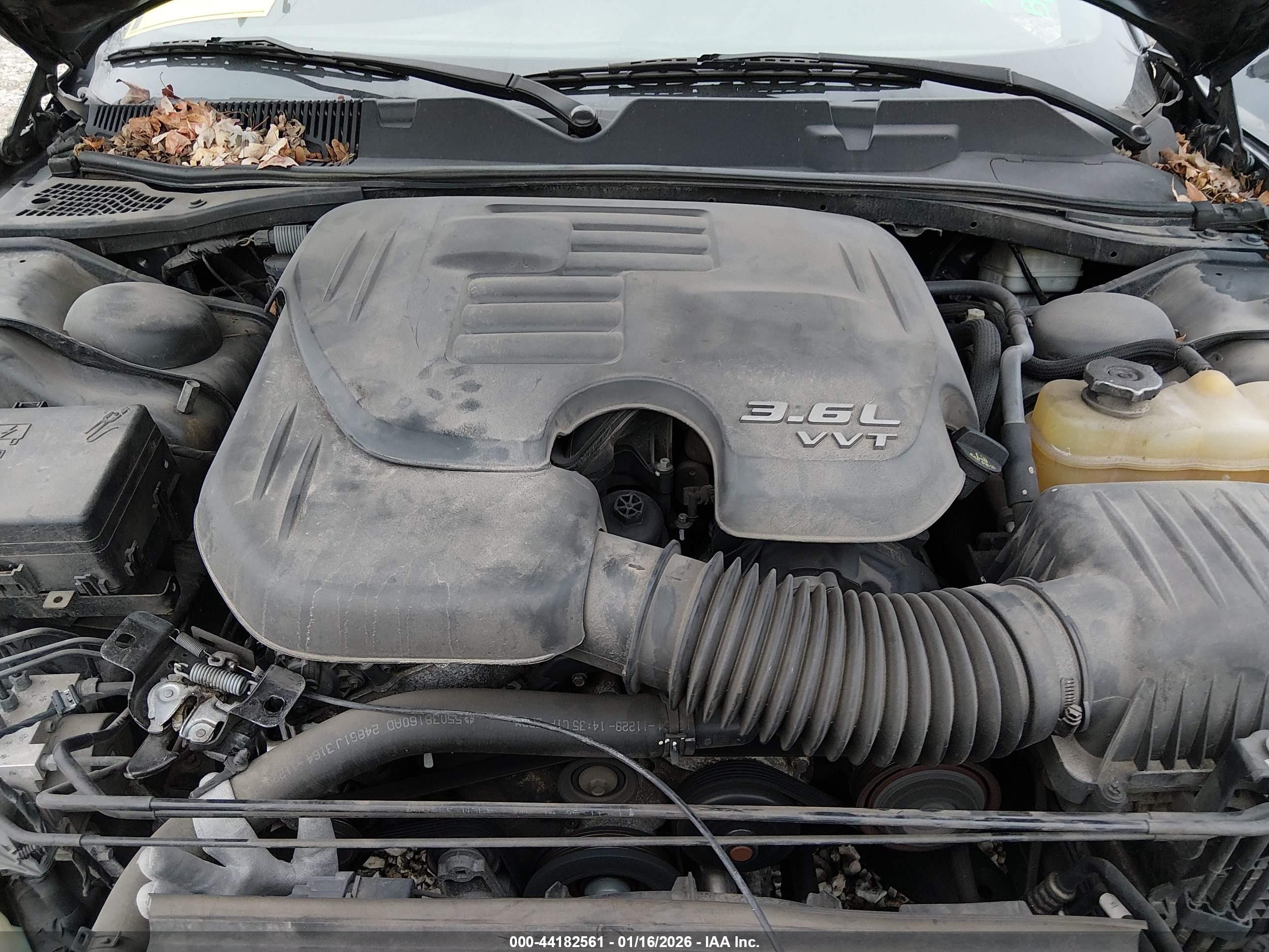 DODGE CHALLENGER image 10
