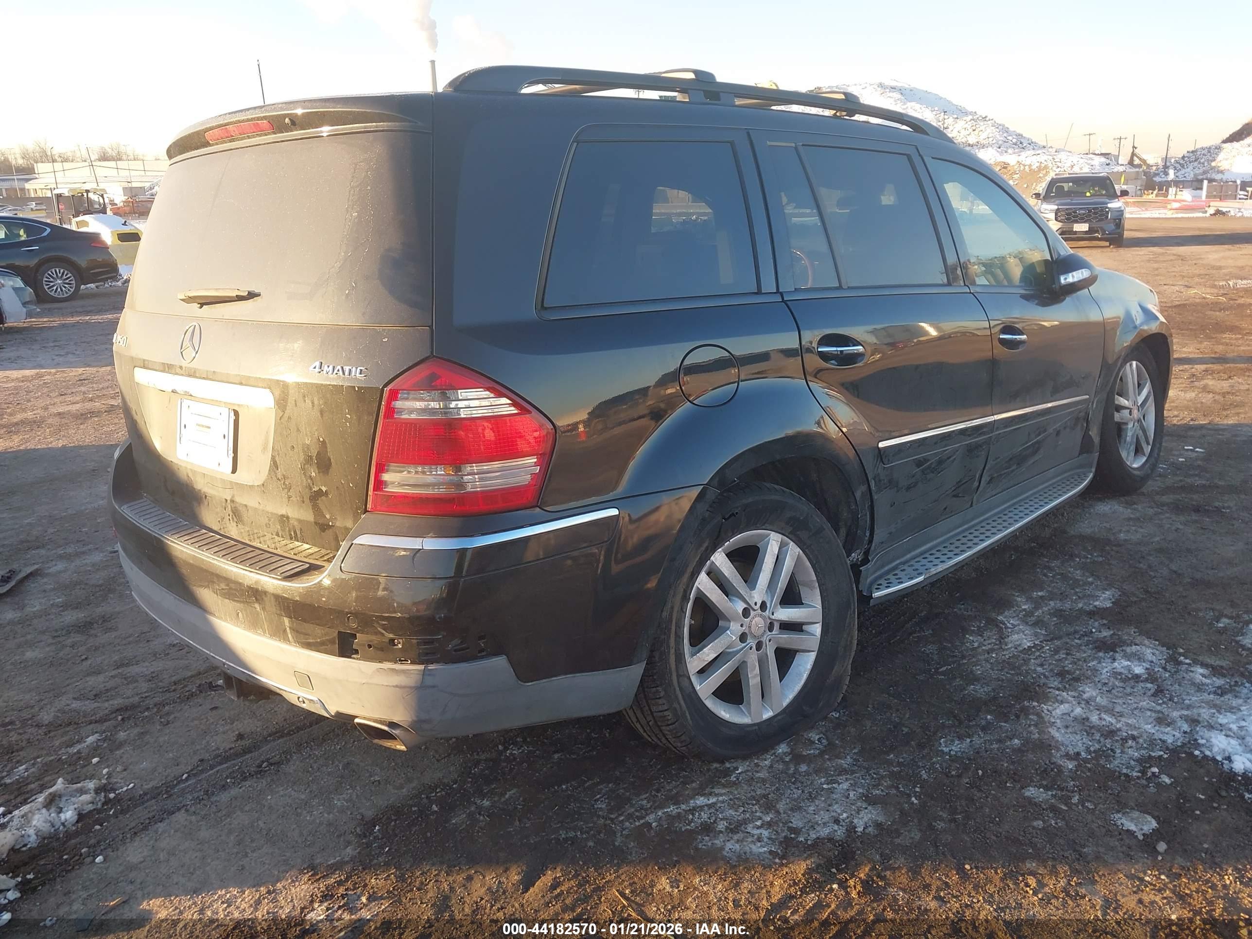 MERCEDES-BENZ GL image 4