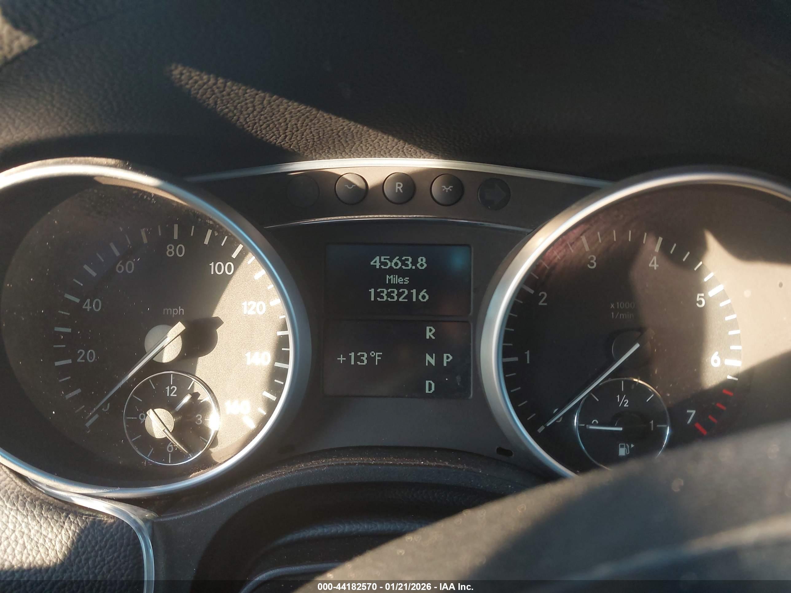 MERCEDES-BENZ GL image 7