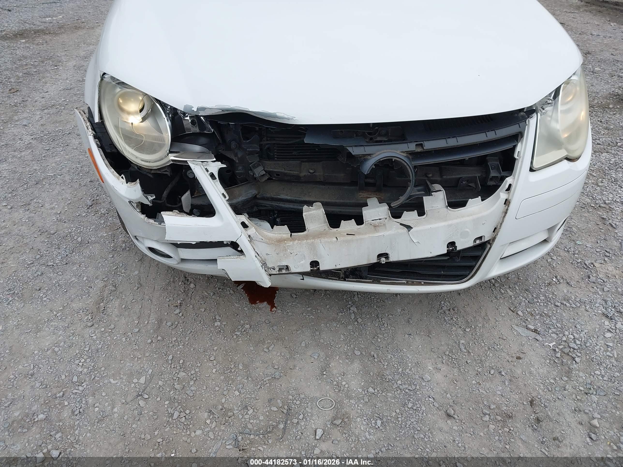 VOLKSWAGEN EOS image 6