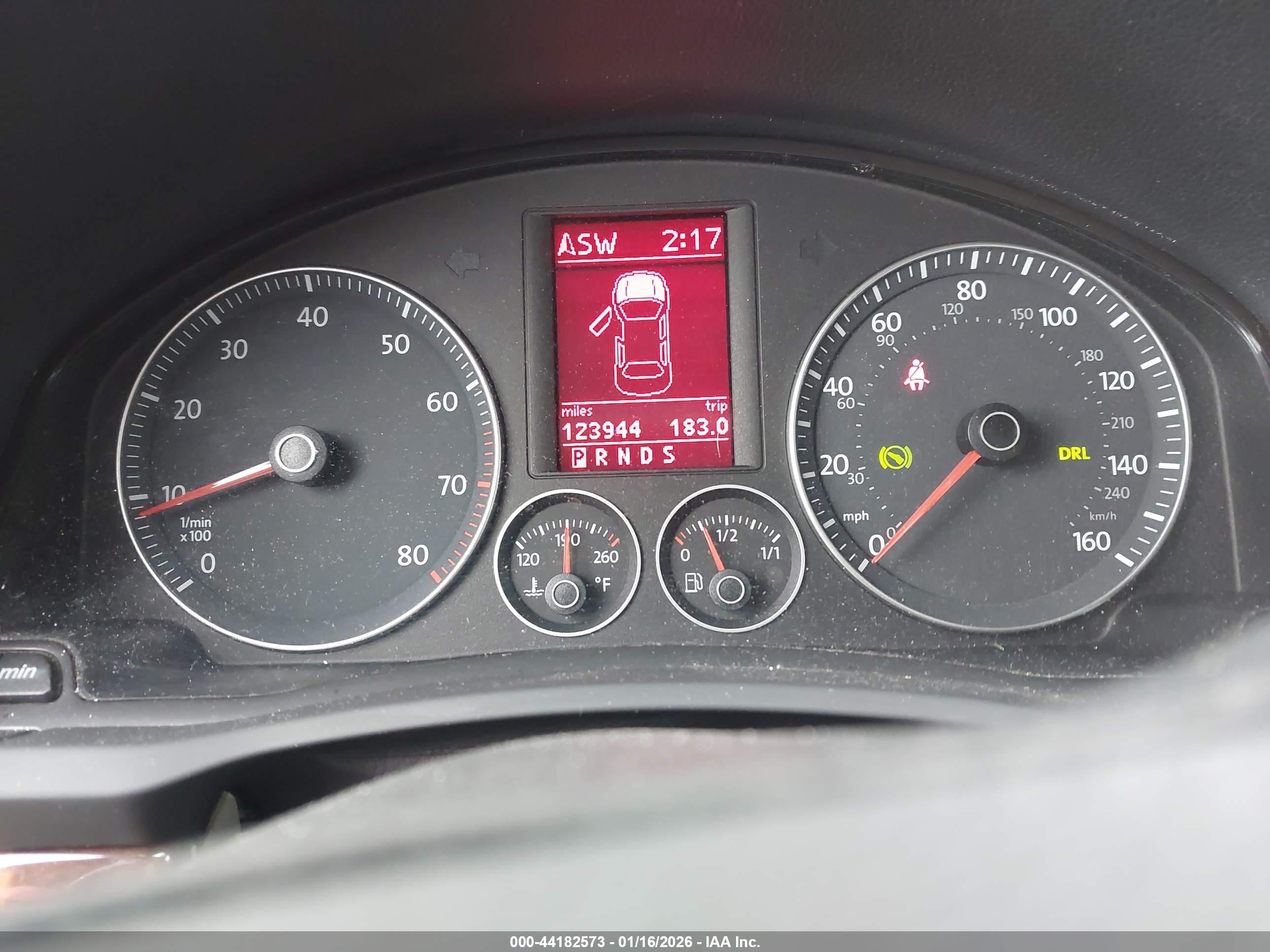 VOLKSWAGEN EOS image 7