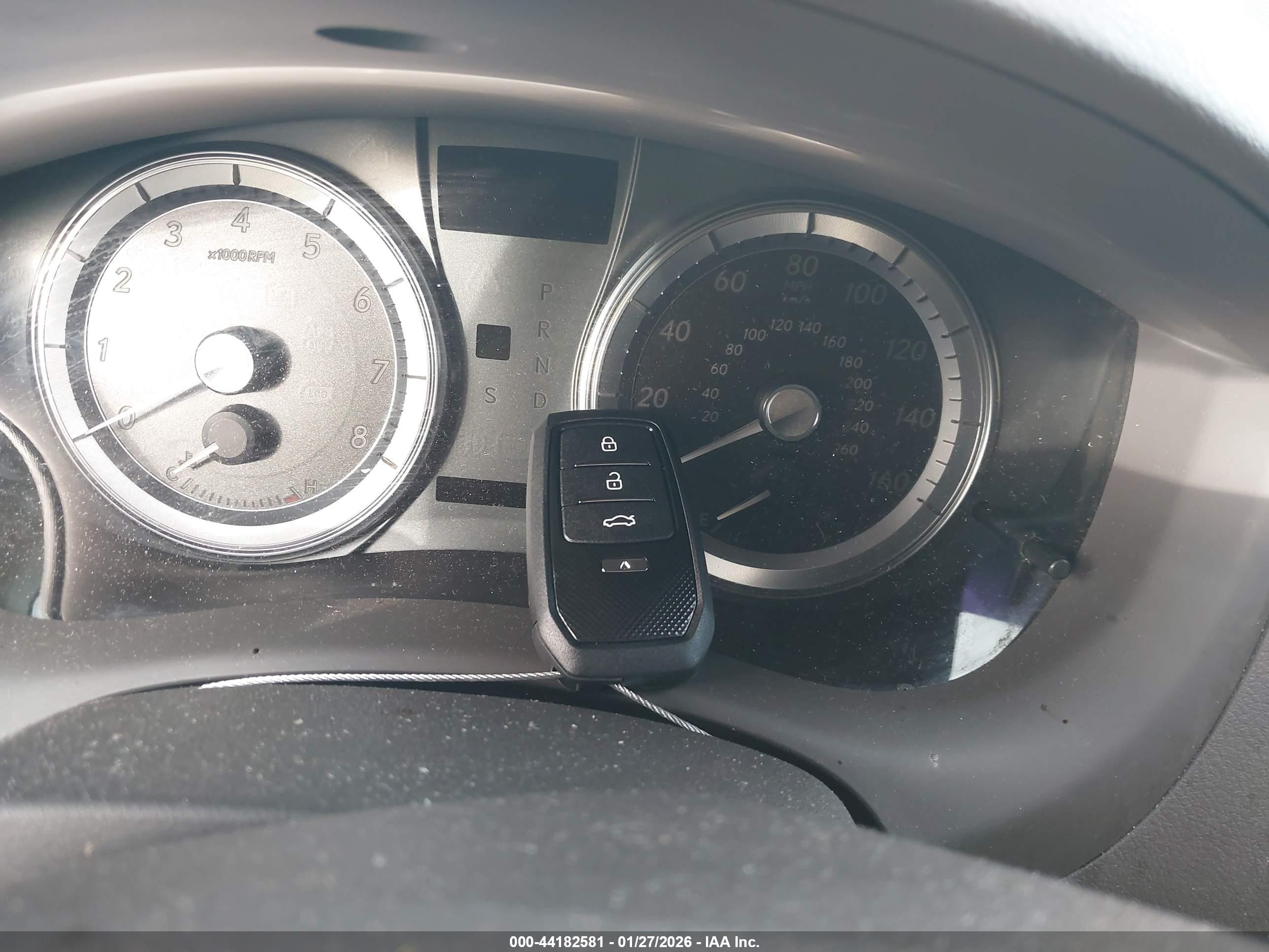 LEXUS ES image 11