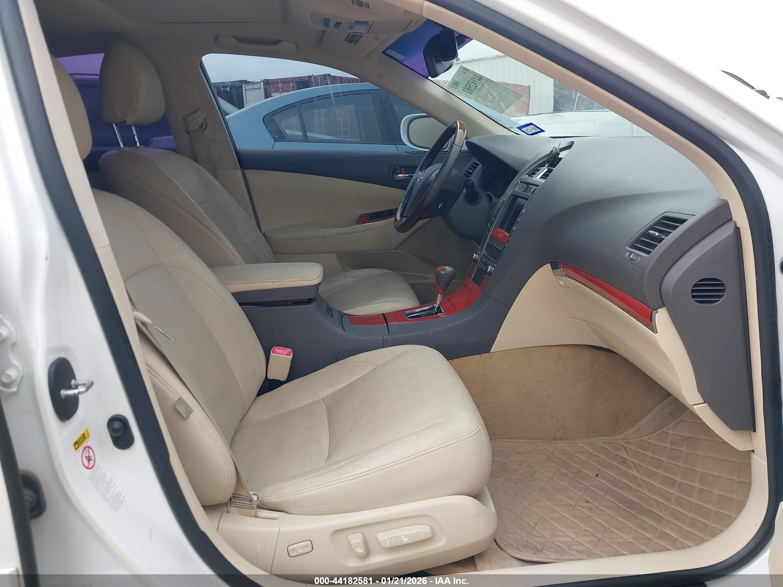 LEXUS ES image 5