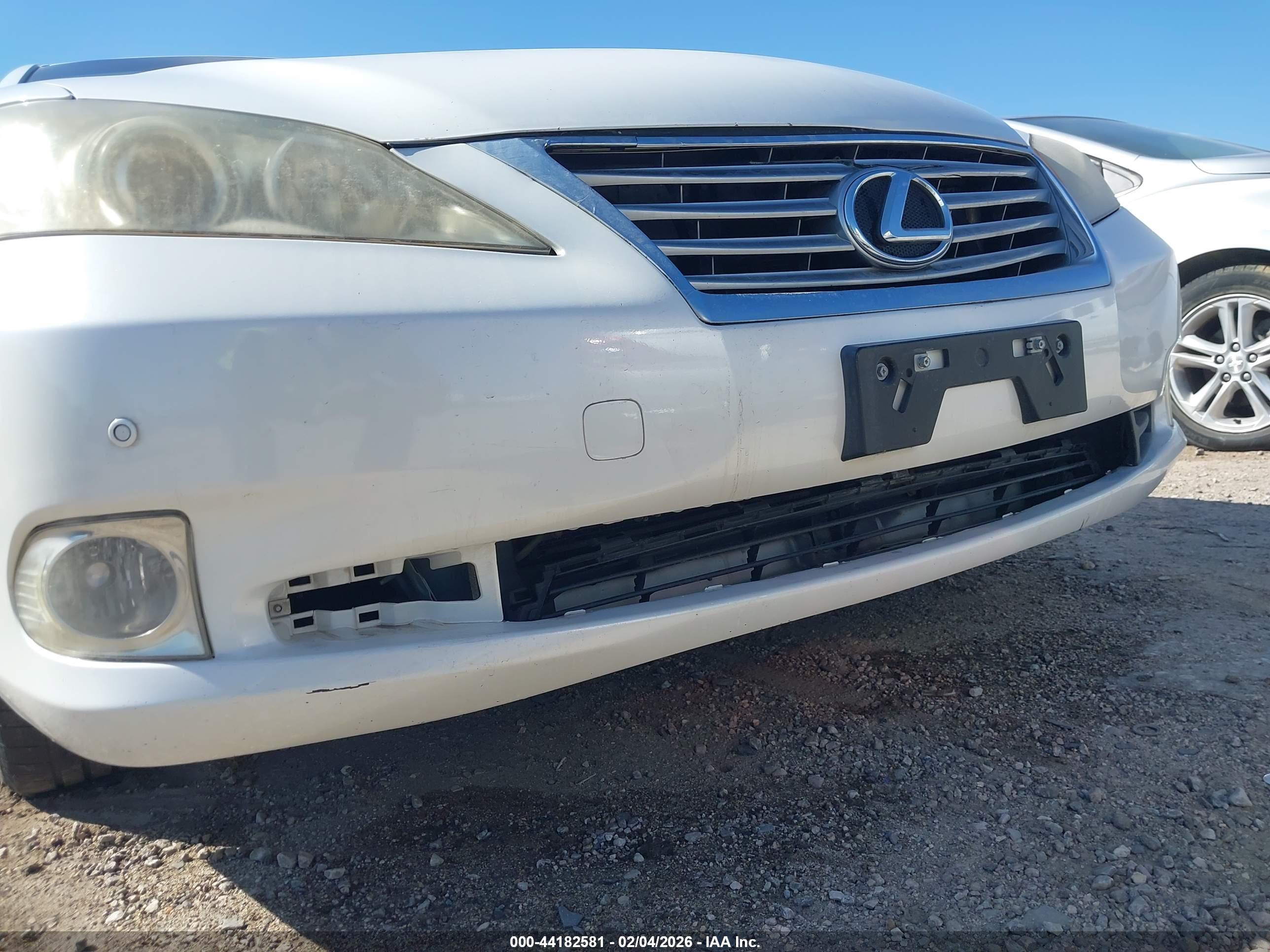 LEXUS ES image 6