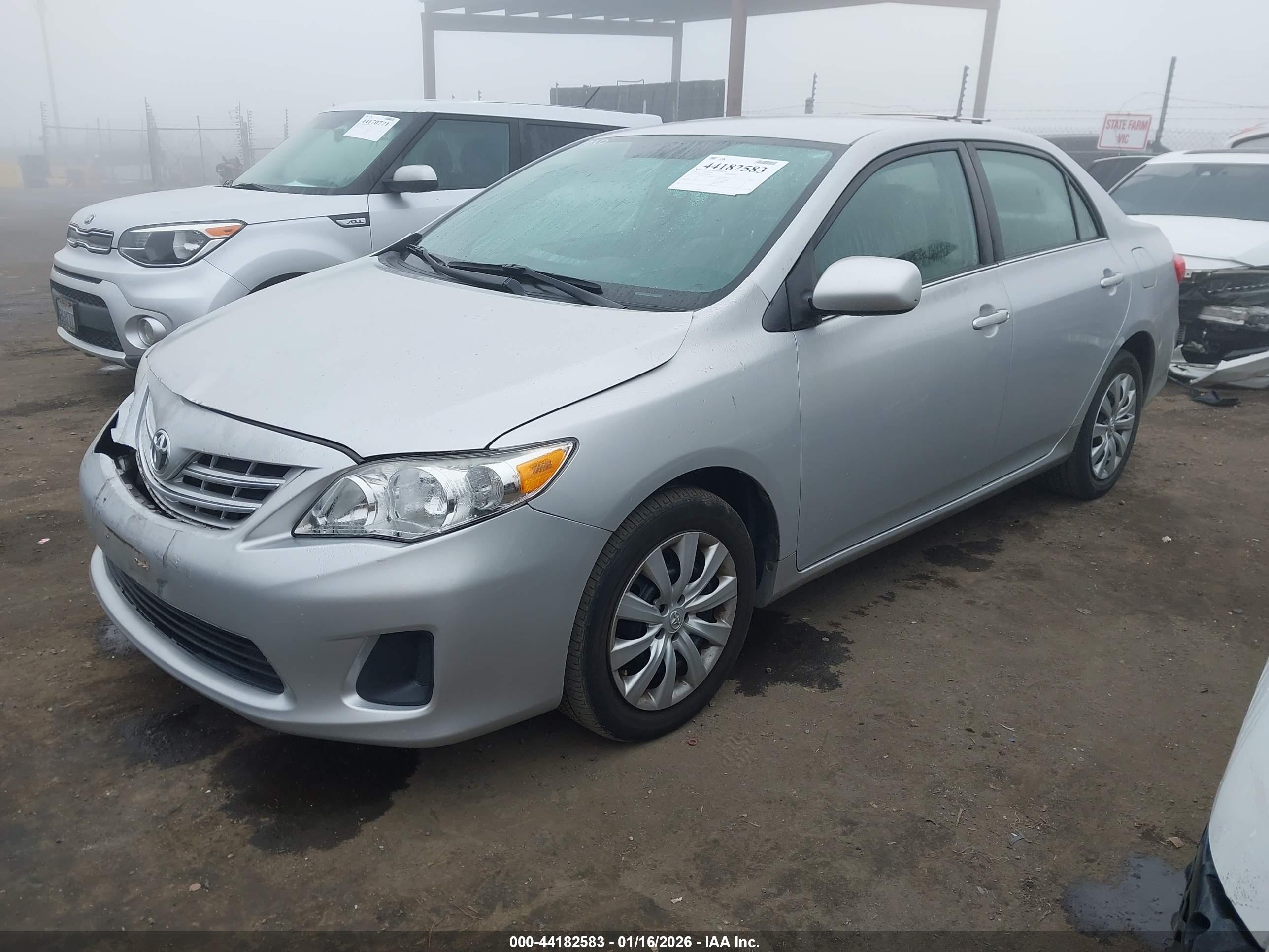 TOYOTA COROLLA image 2