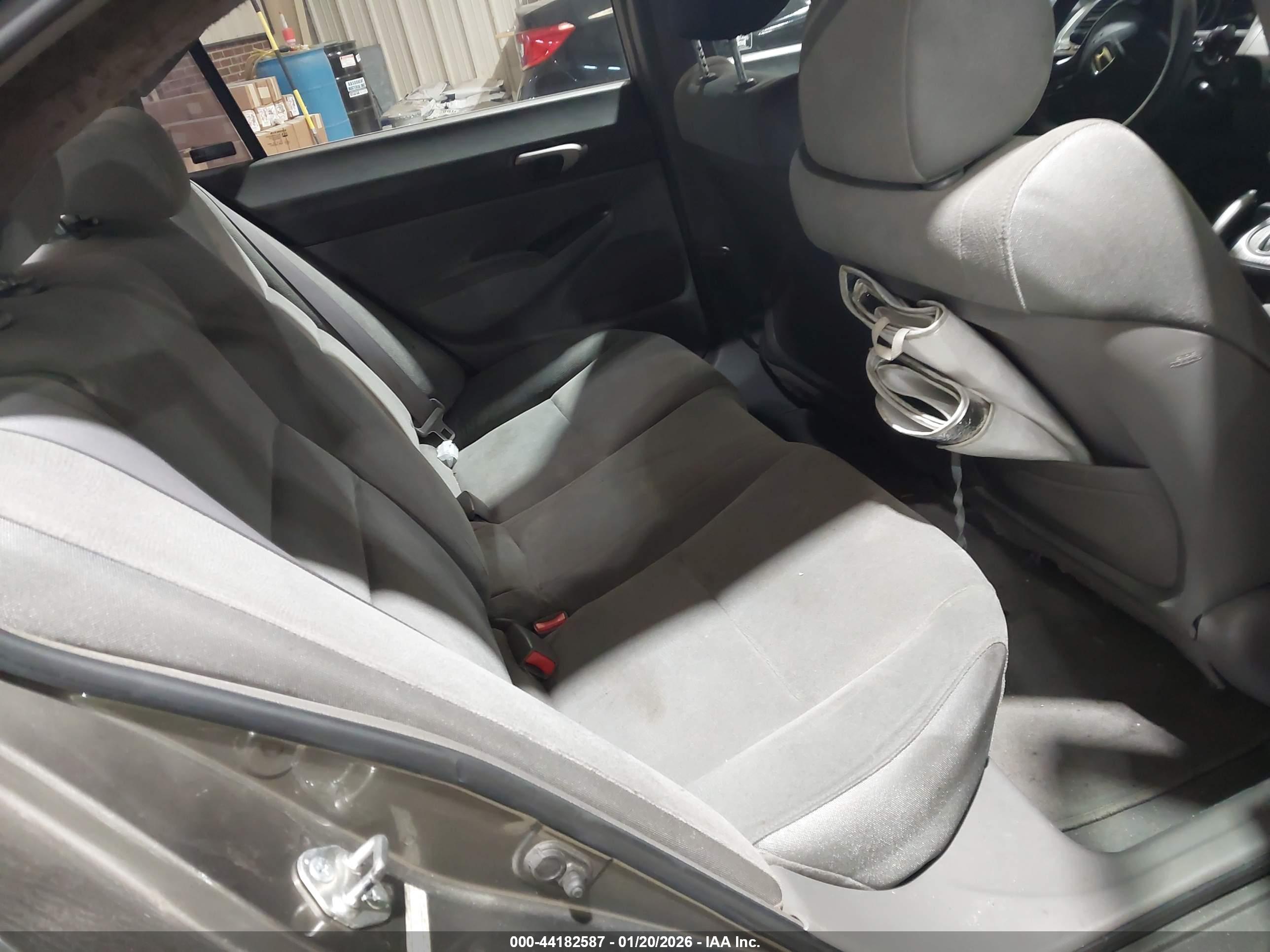 HONDA CIVIC image 8