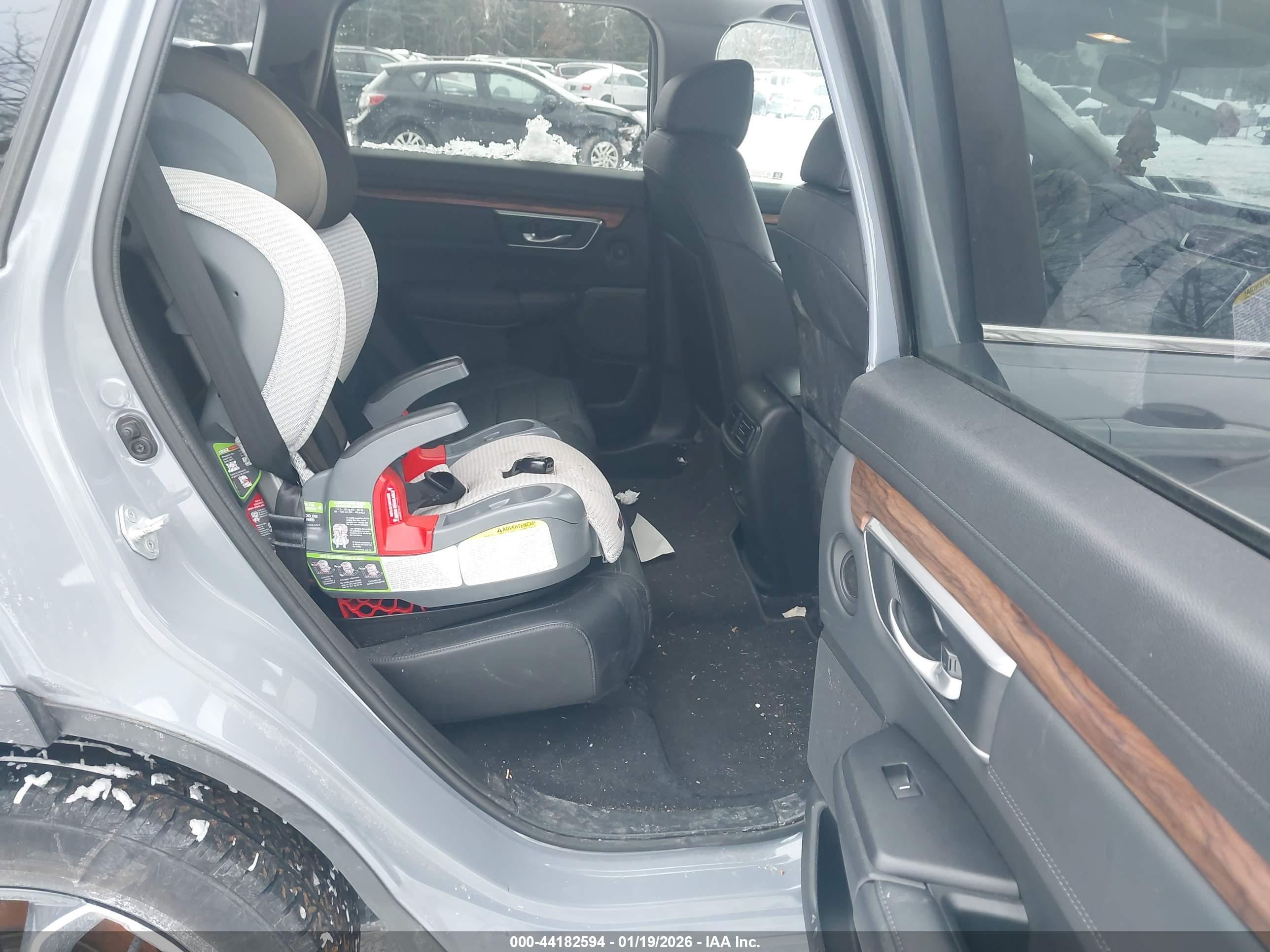 HONDA CR-V image 8
