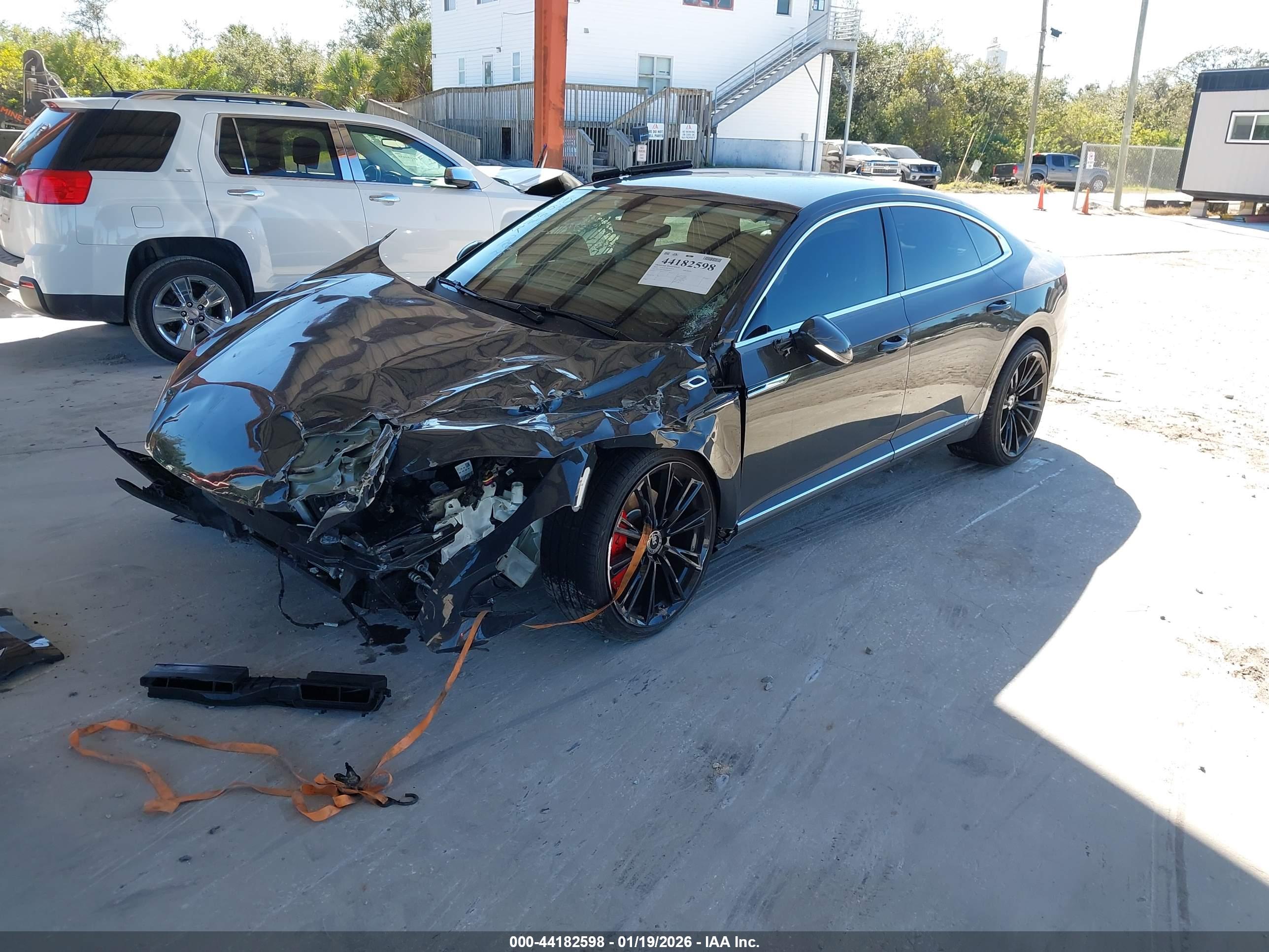 VOLKSWAGEN ARTEON image 2