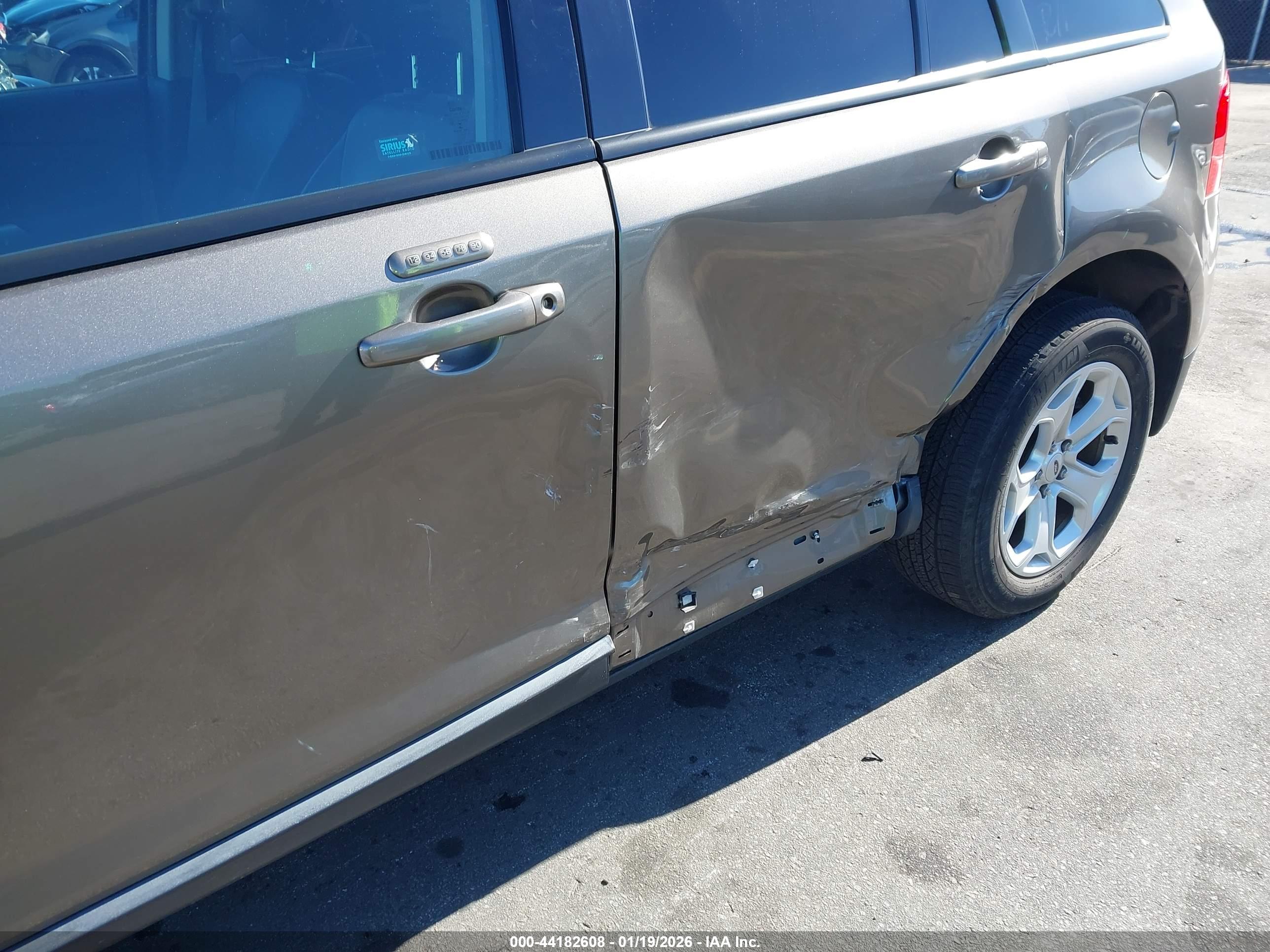 FORD EDGE image 6