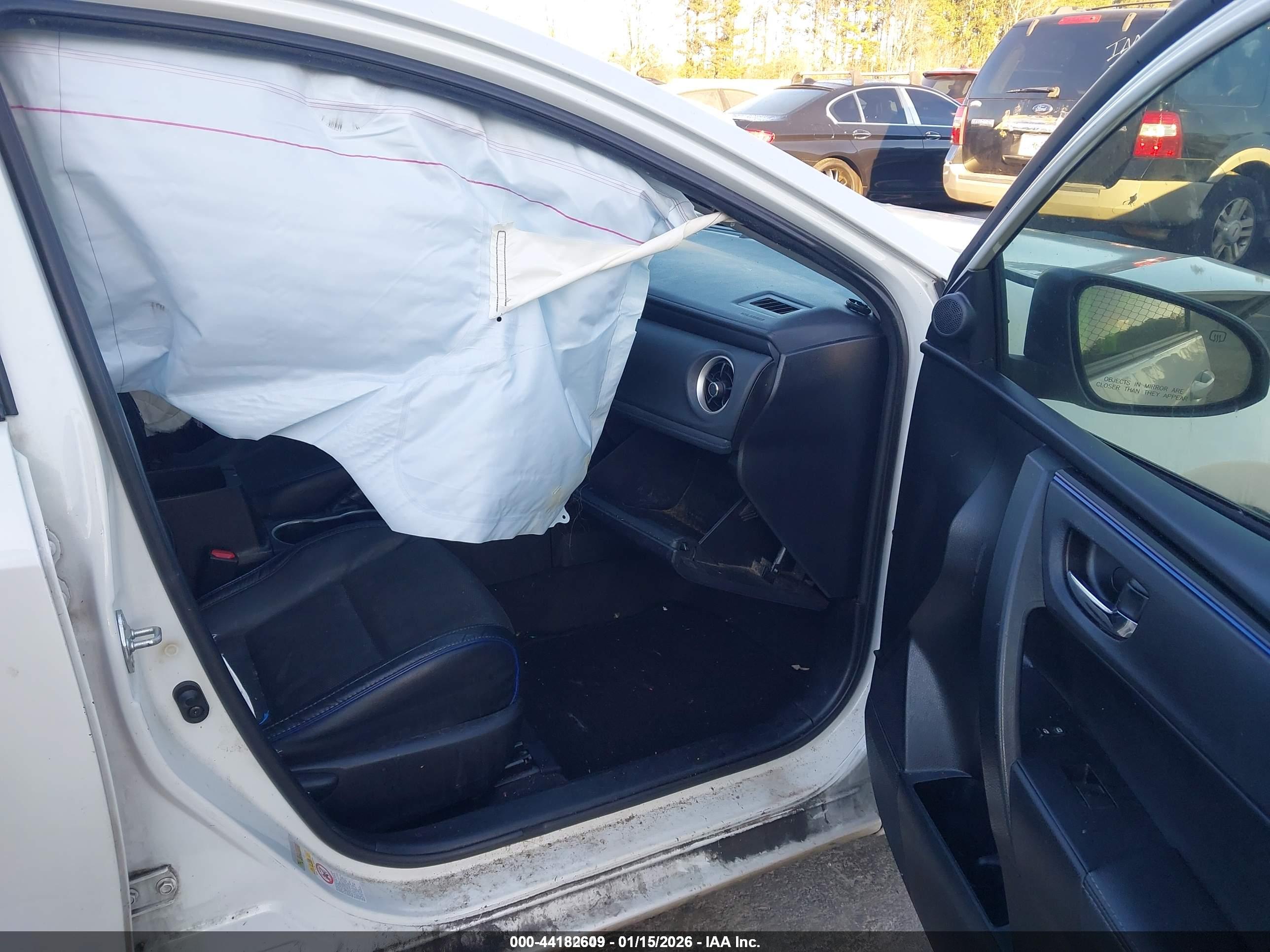 TOYOTA COROLLA image 5