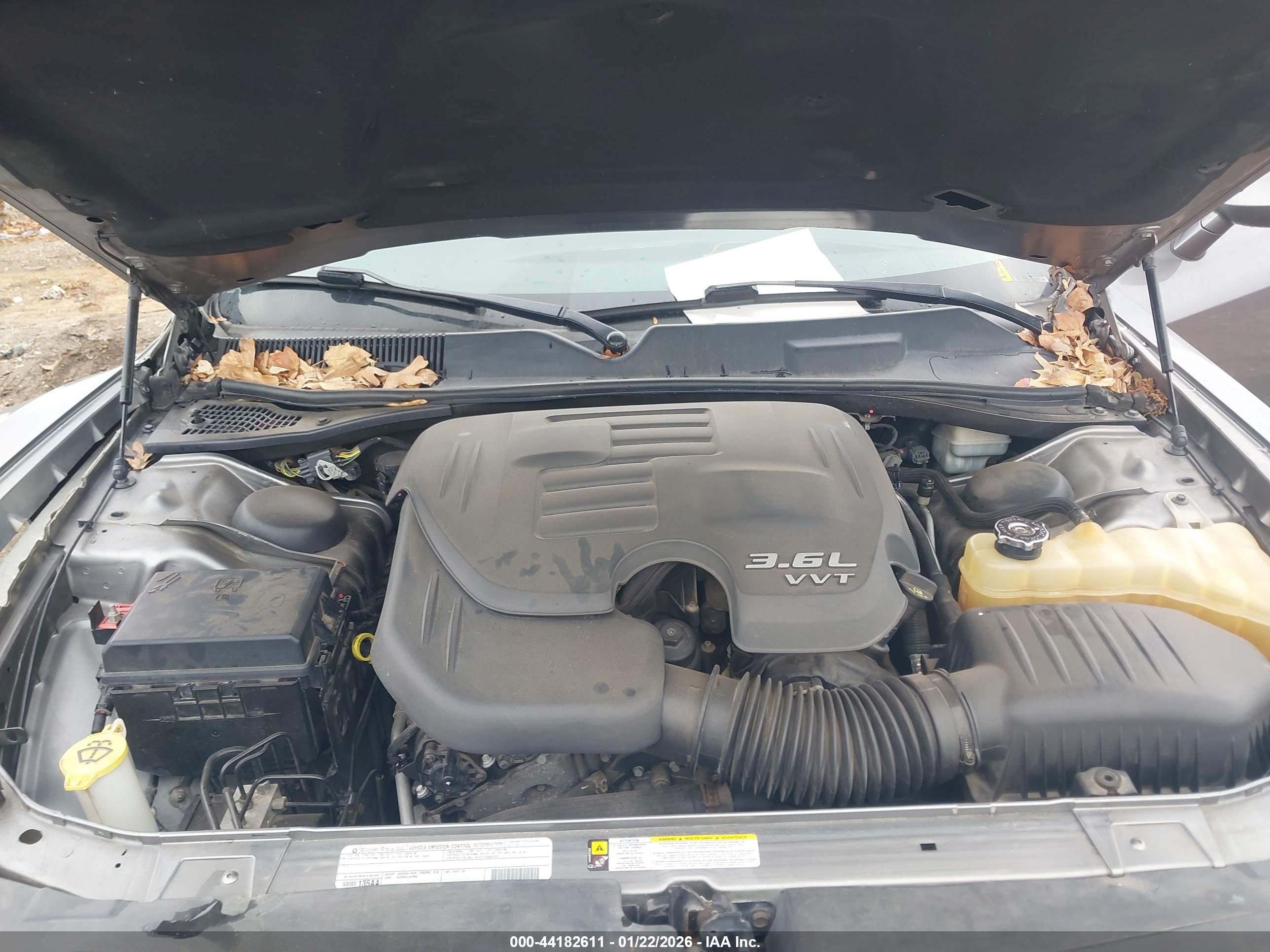 DODGE CHALLENGER image 10