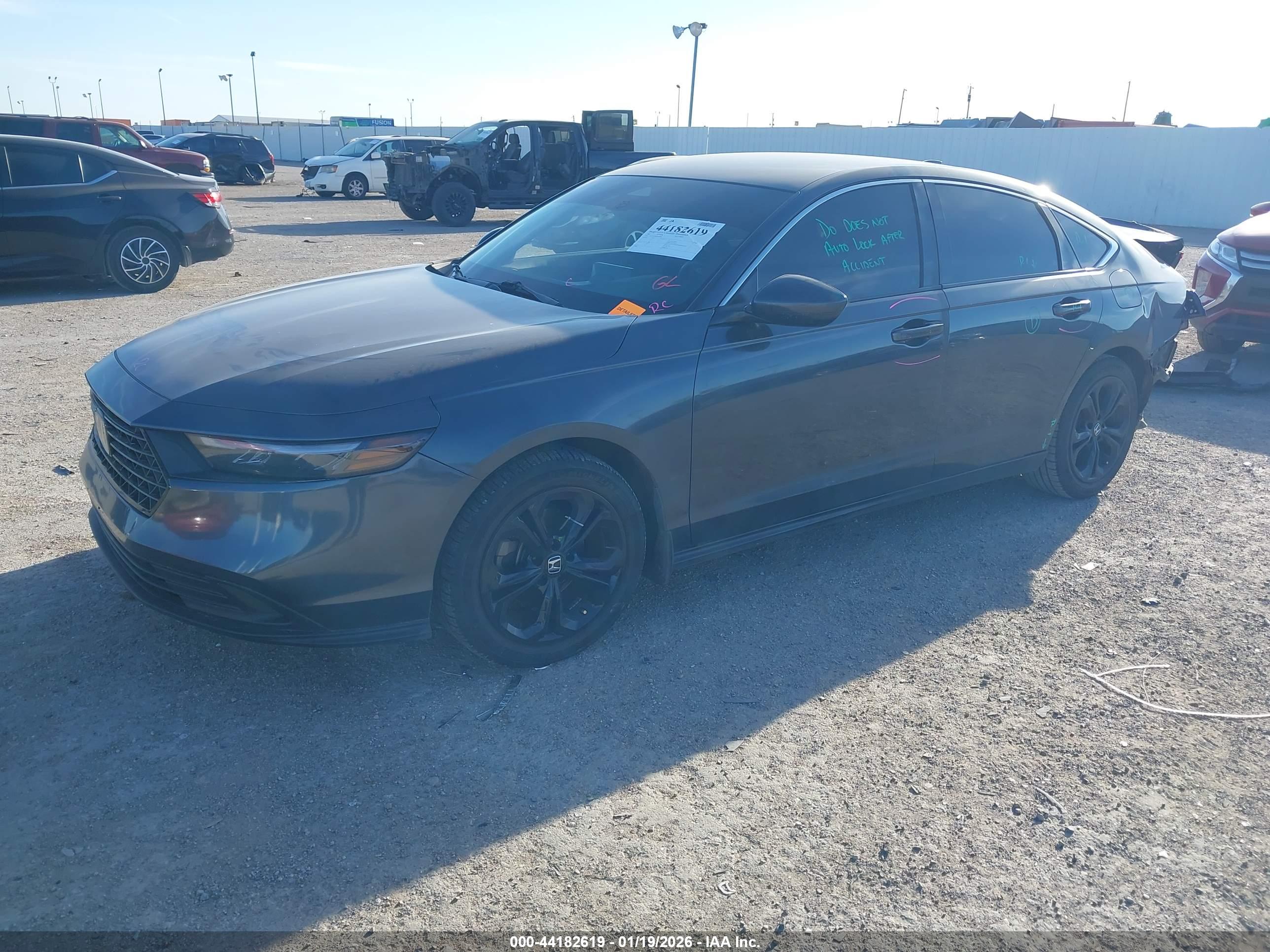 HONDA ACCORD image 2