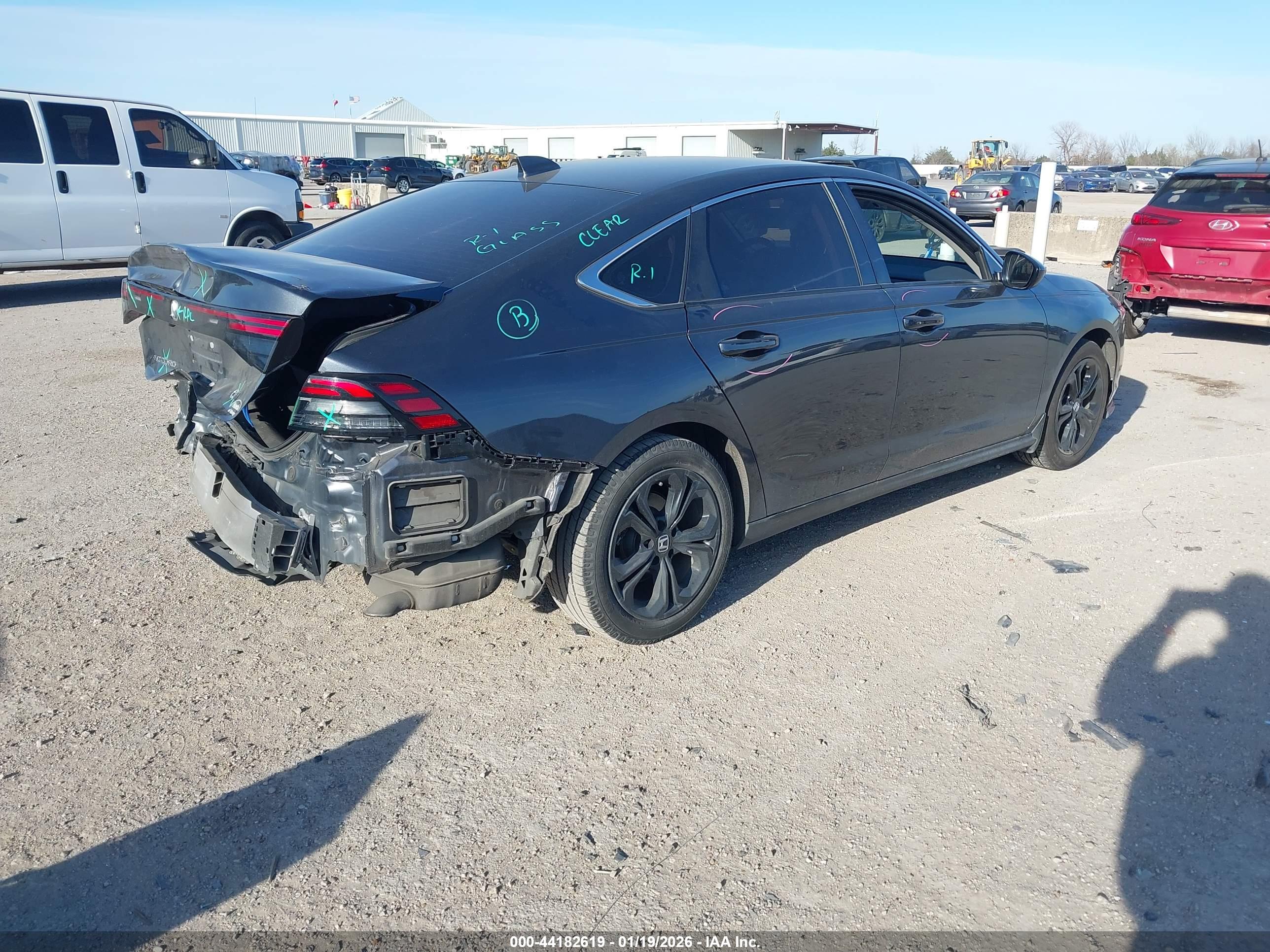 HONDA ACCORD image 4