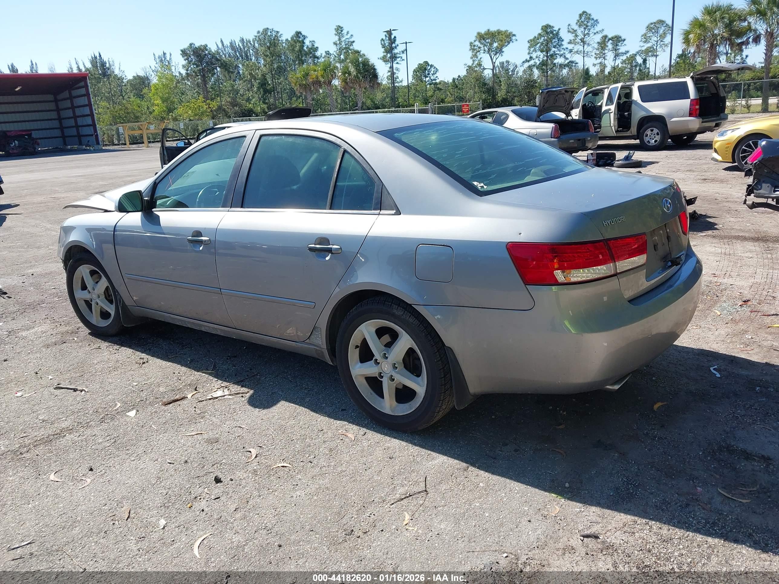 HYUNDAI SONATA image 3