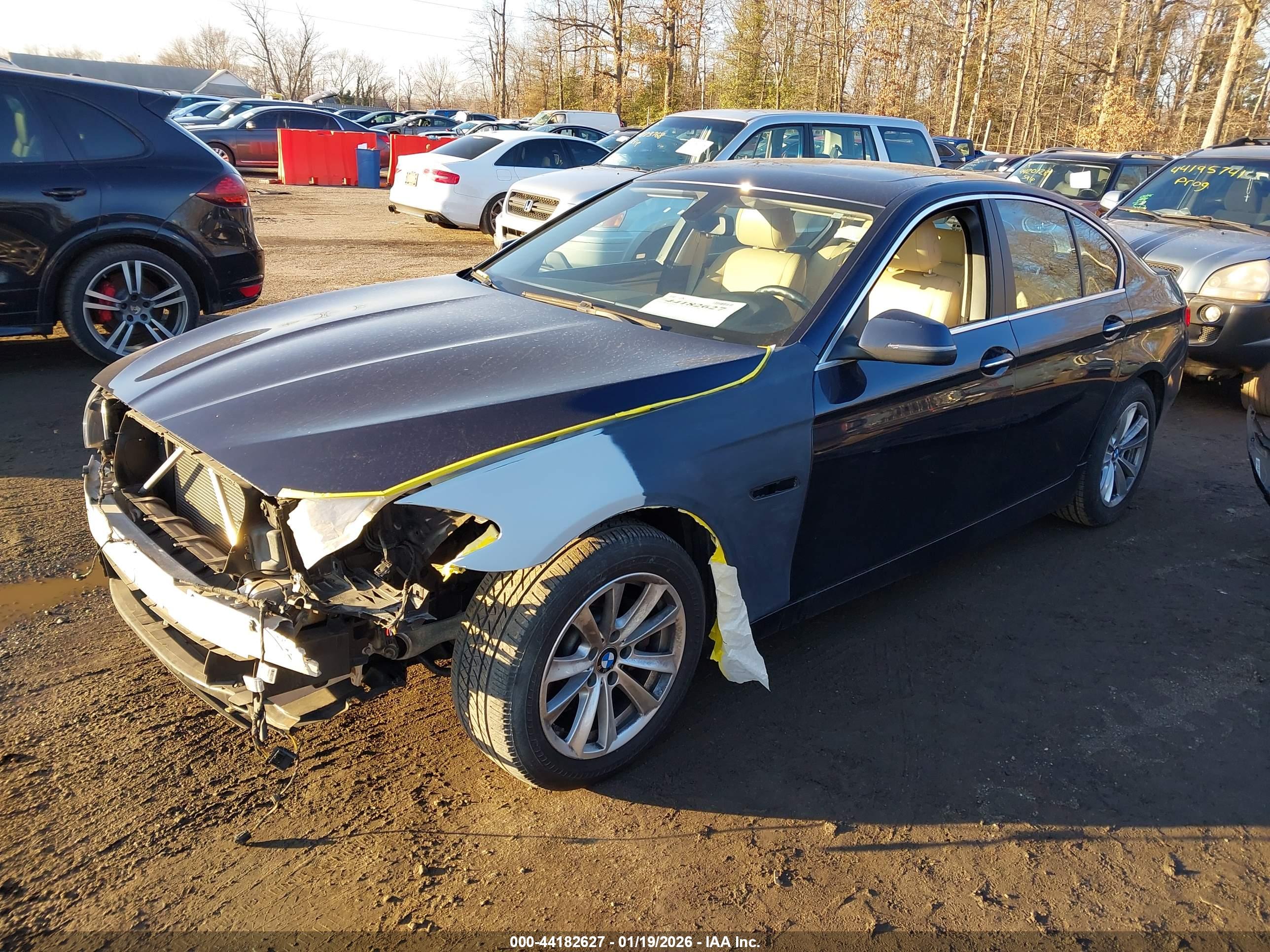 BMW 528I image 2