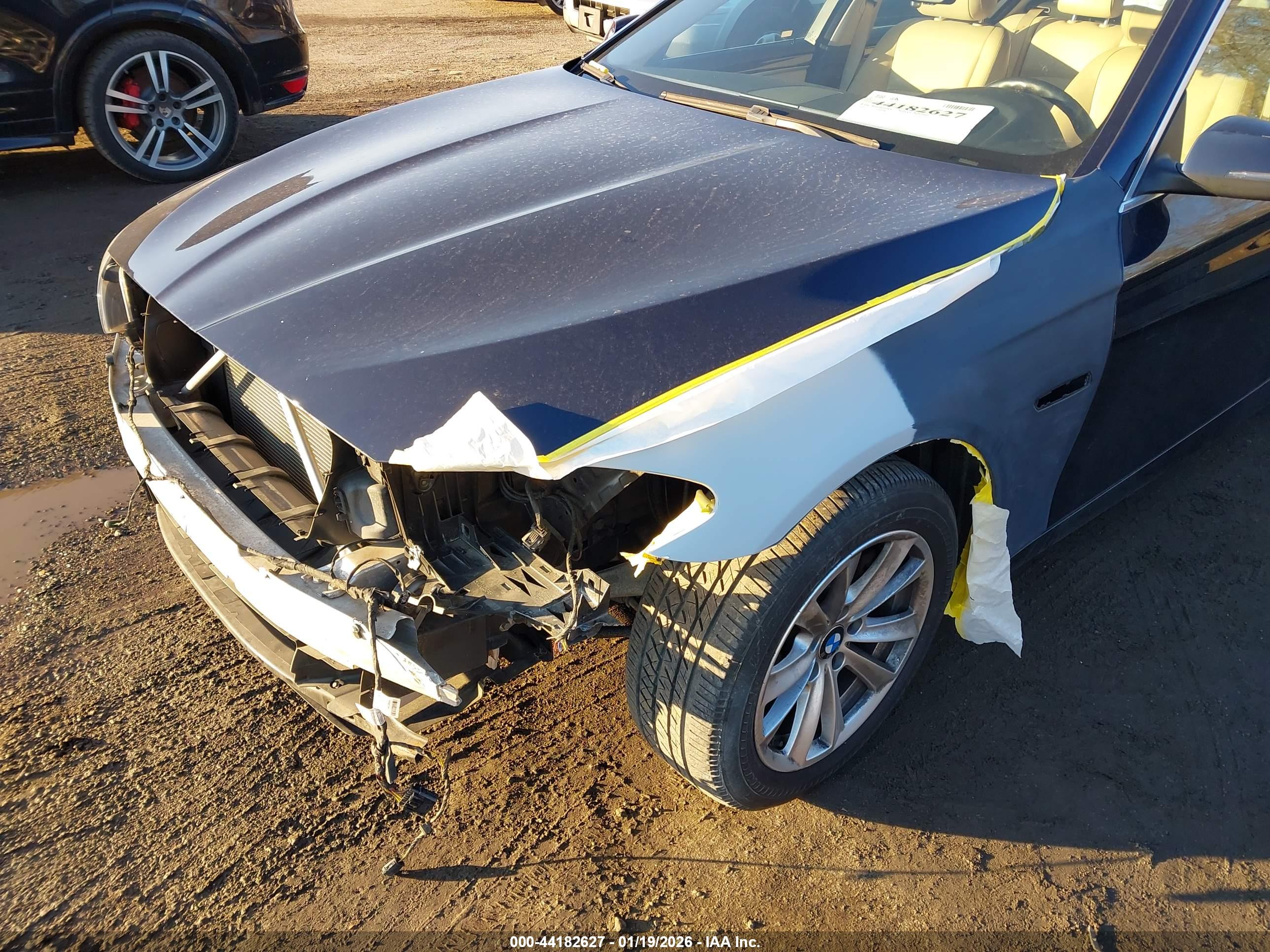 BMW 528I image 6
