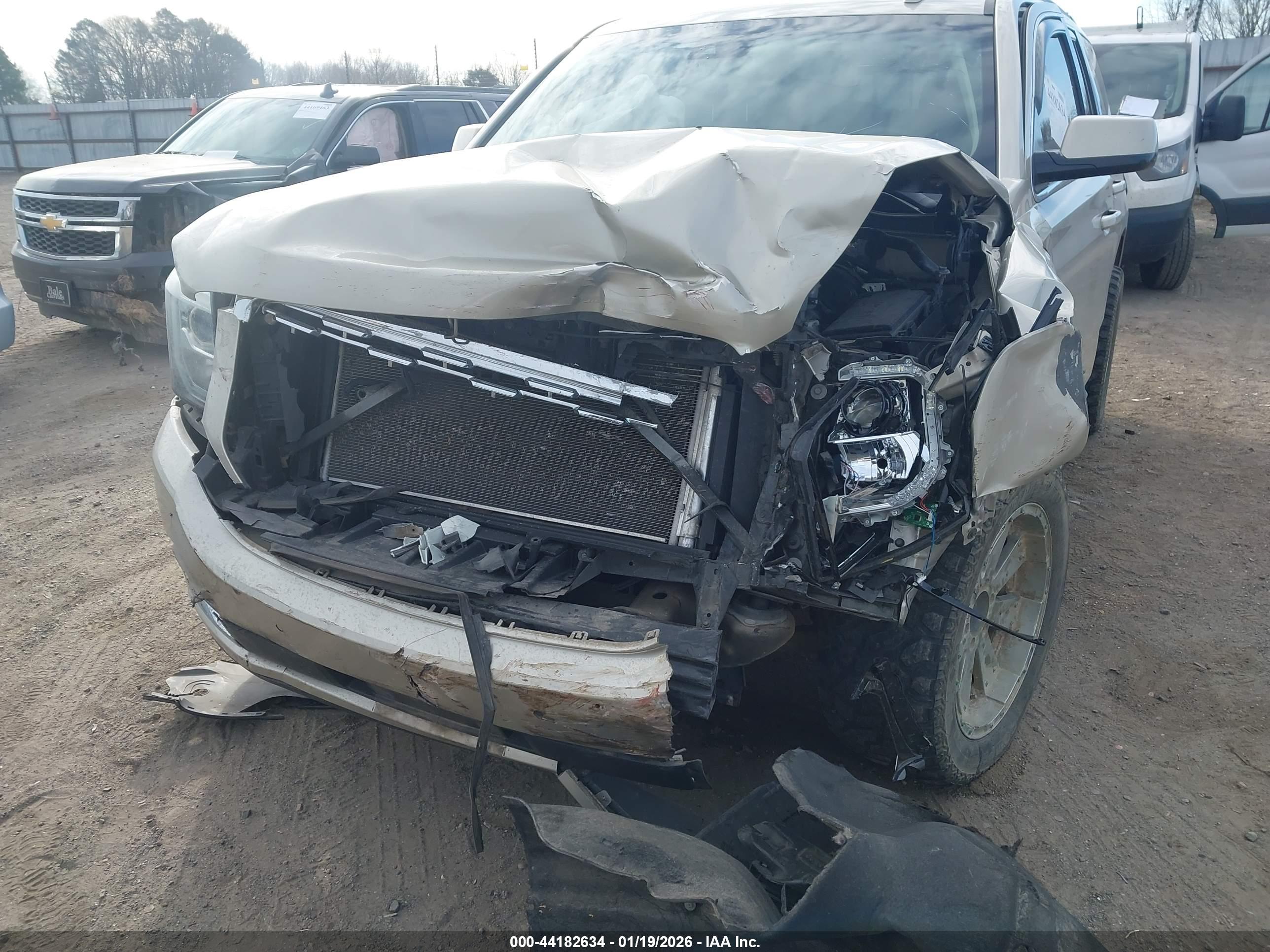 GMC YUKON image 6