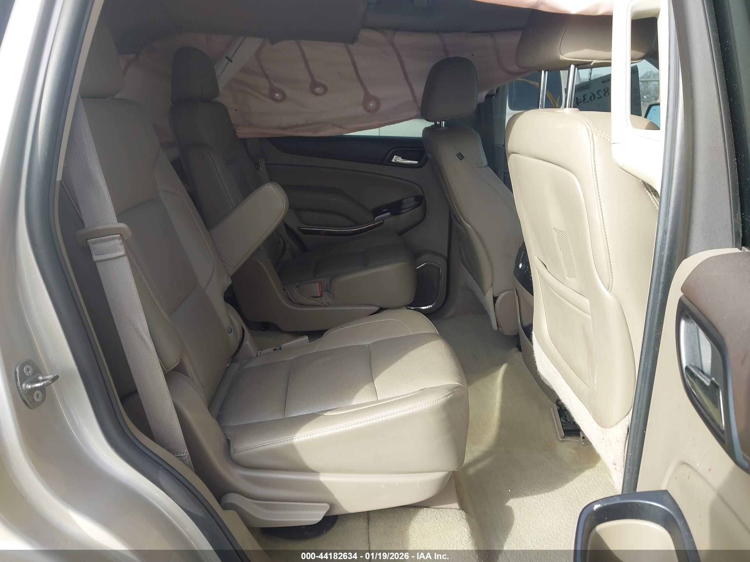 GMC YUKON image 8