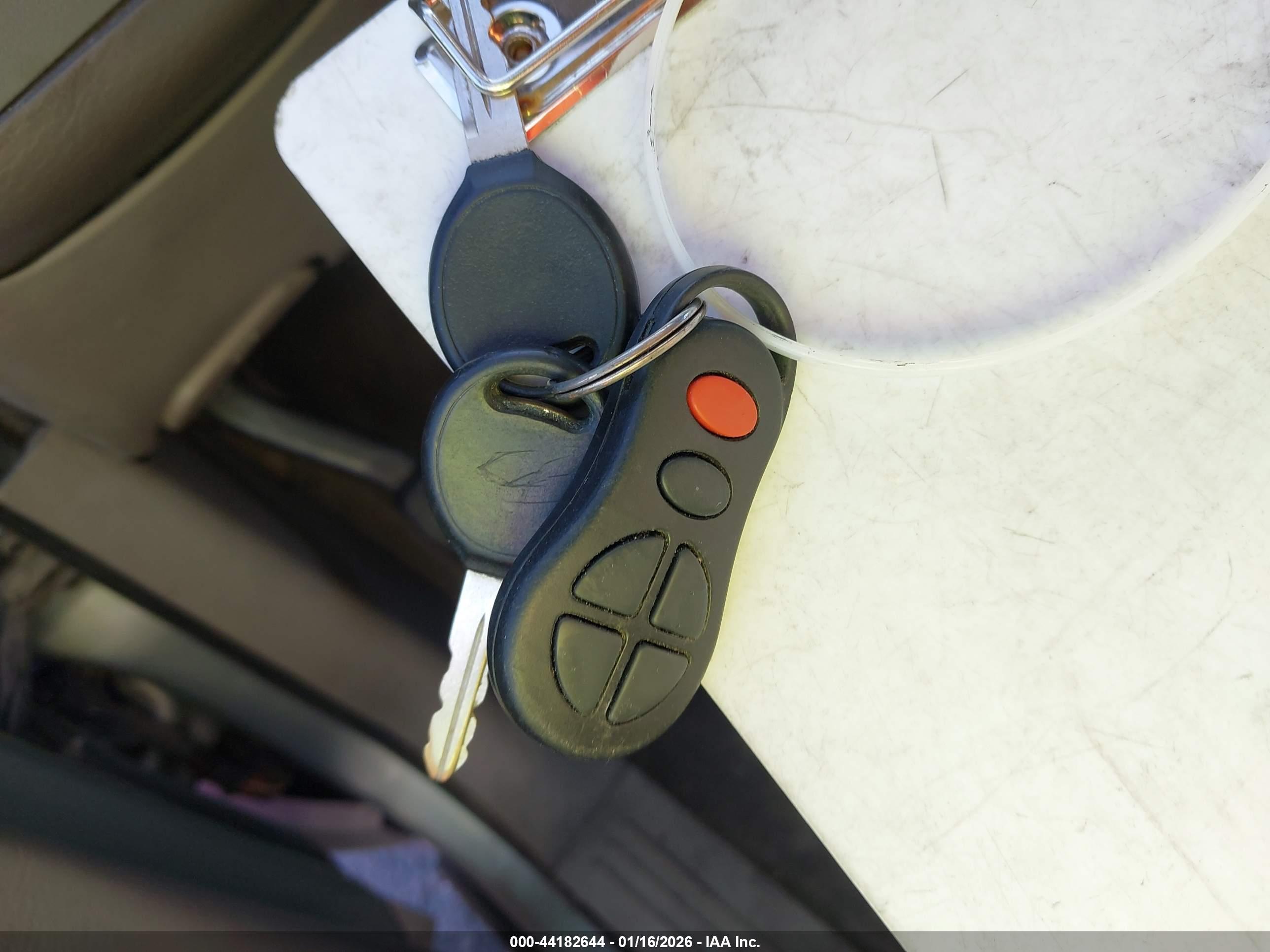 CHRYSLER TOWN image 11