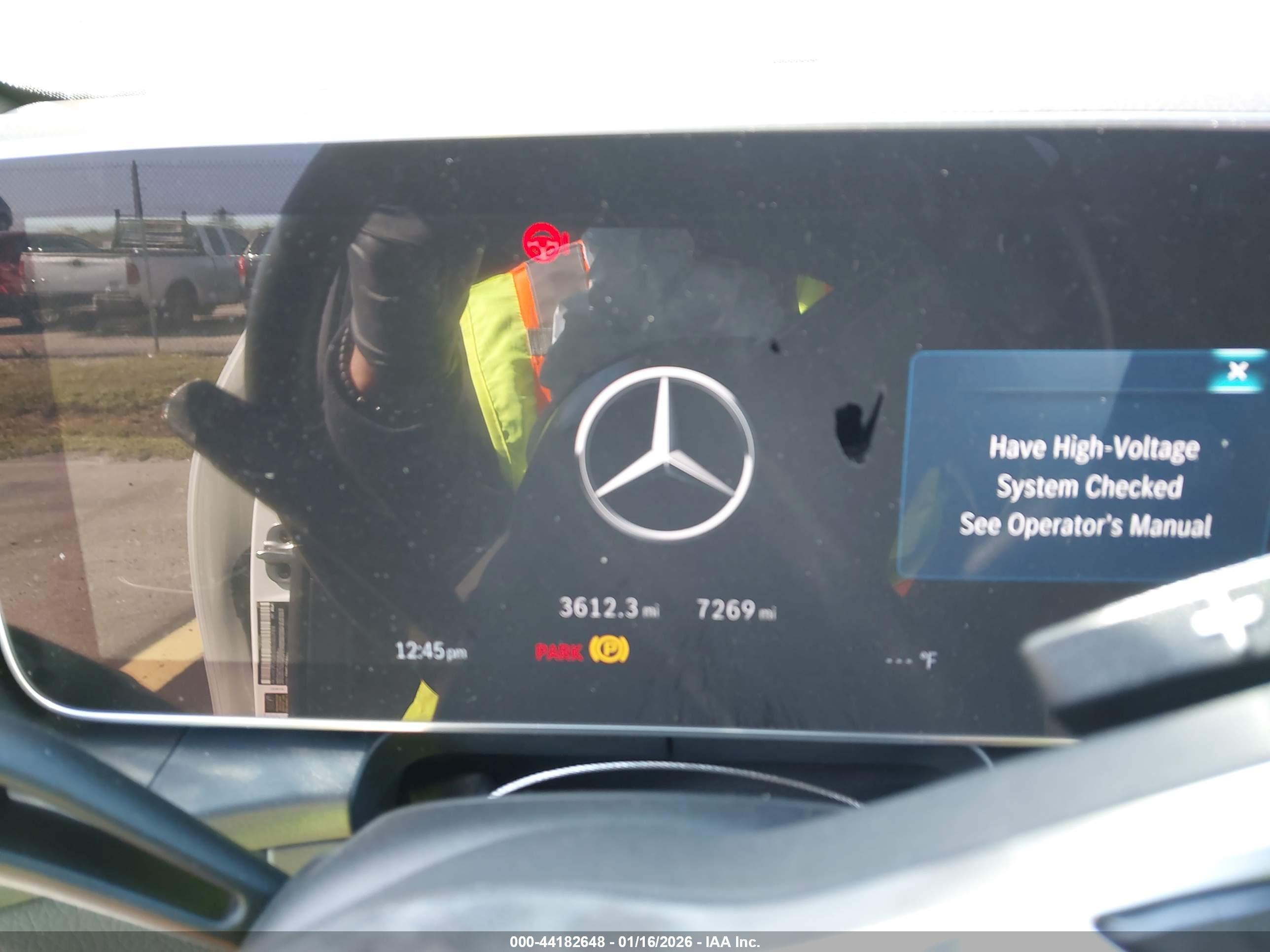 MERCEDES-BENZ GLC image 7