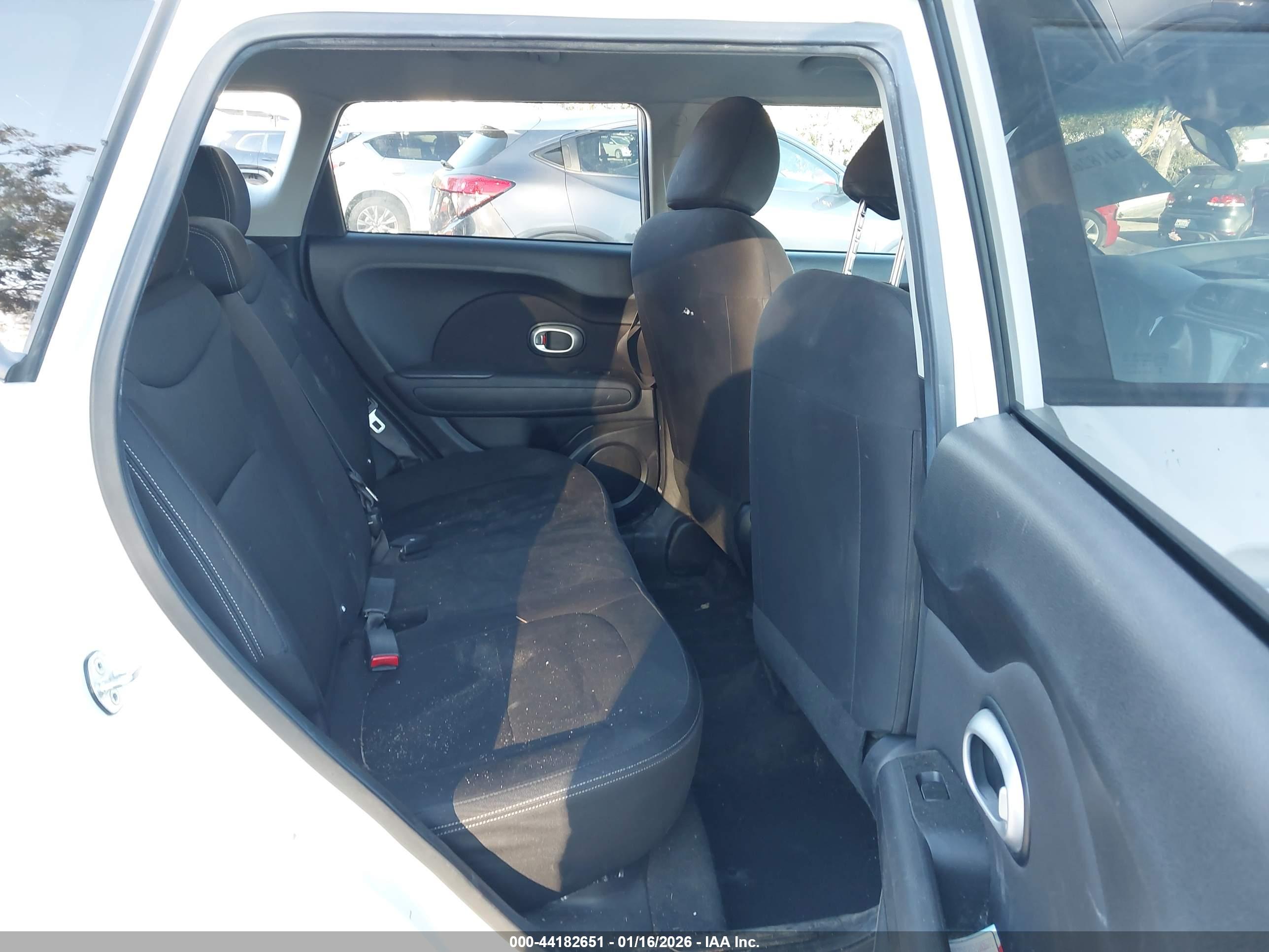 KIA SOUL image 8