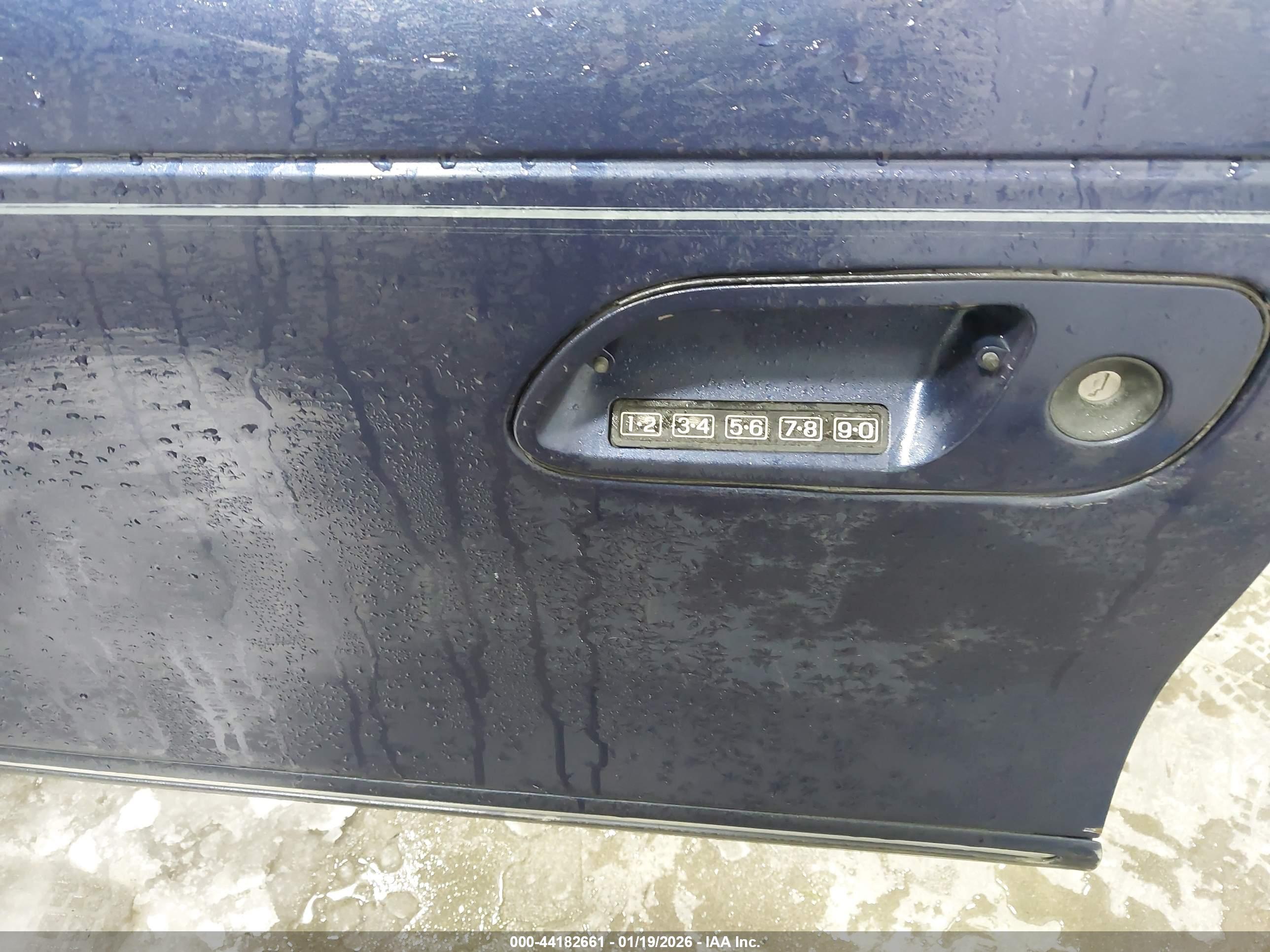 LINCOLN CONTINENTAL image 6