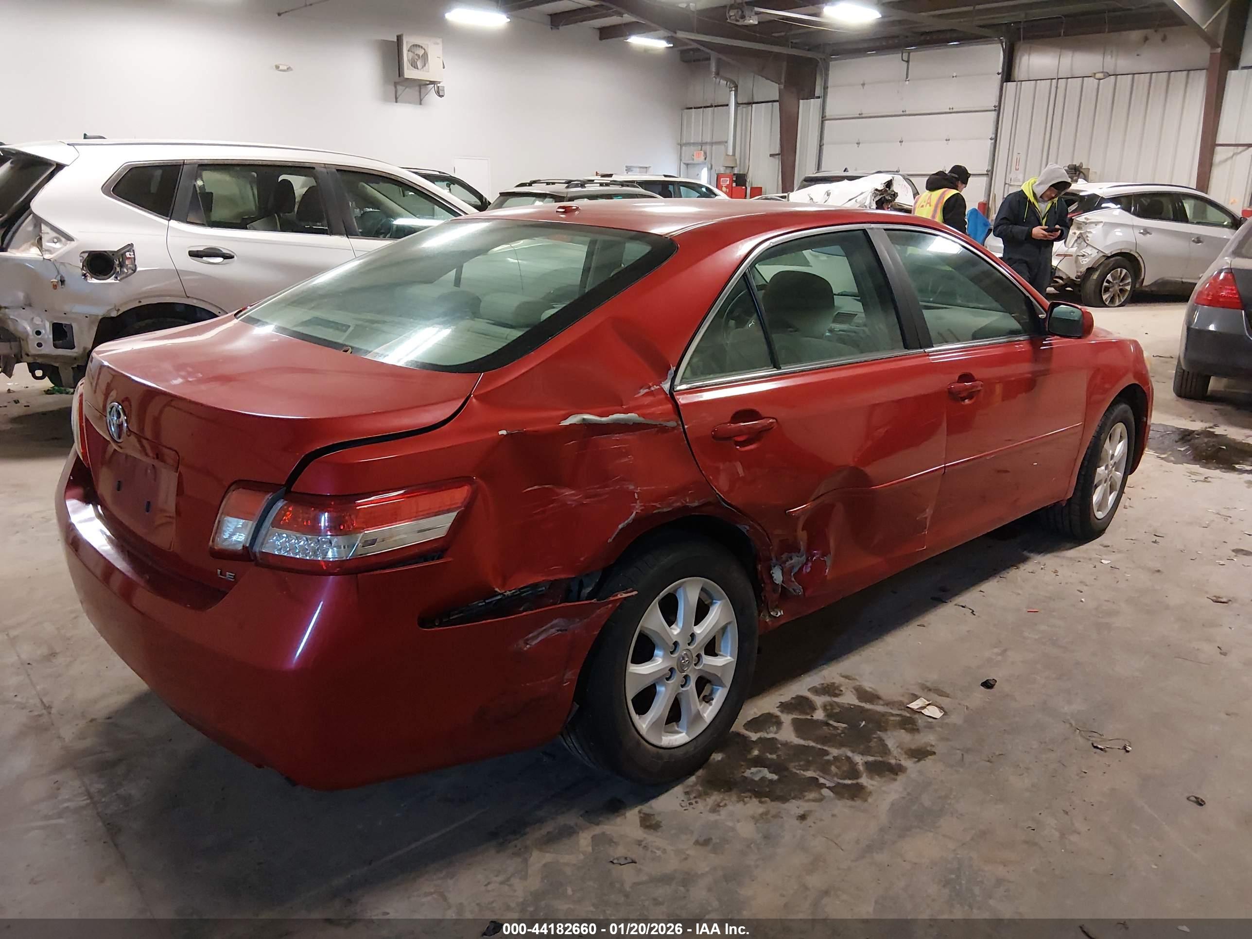 TOYOTA CAMRY image 4