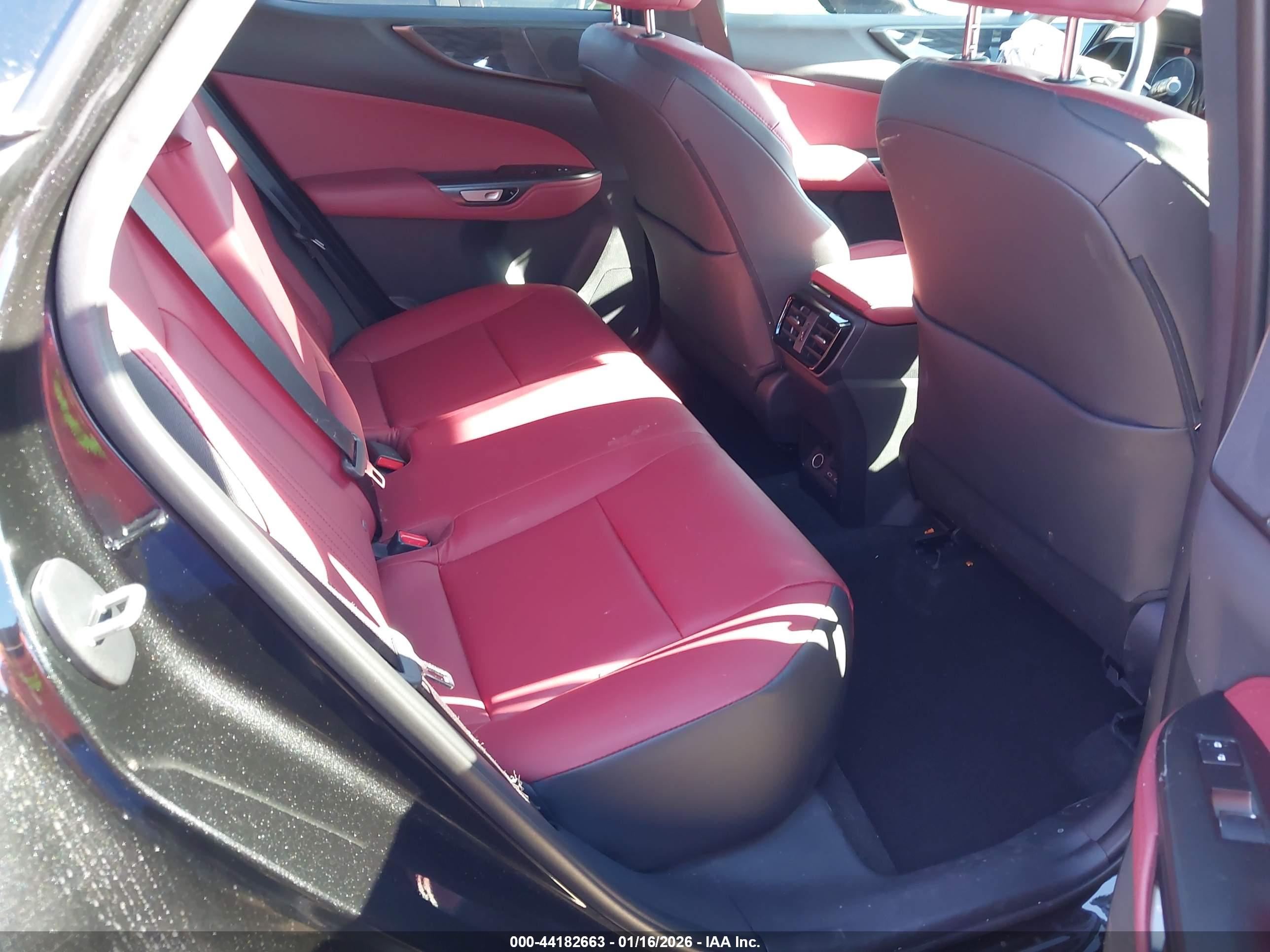 LEXUS NX image 8