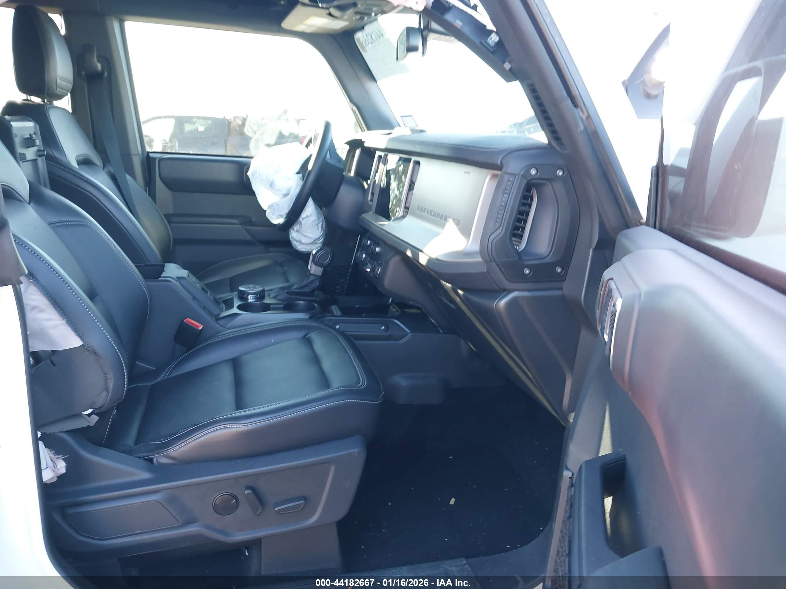 FORD BRONCO image 5