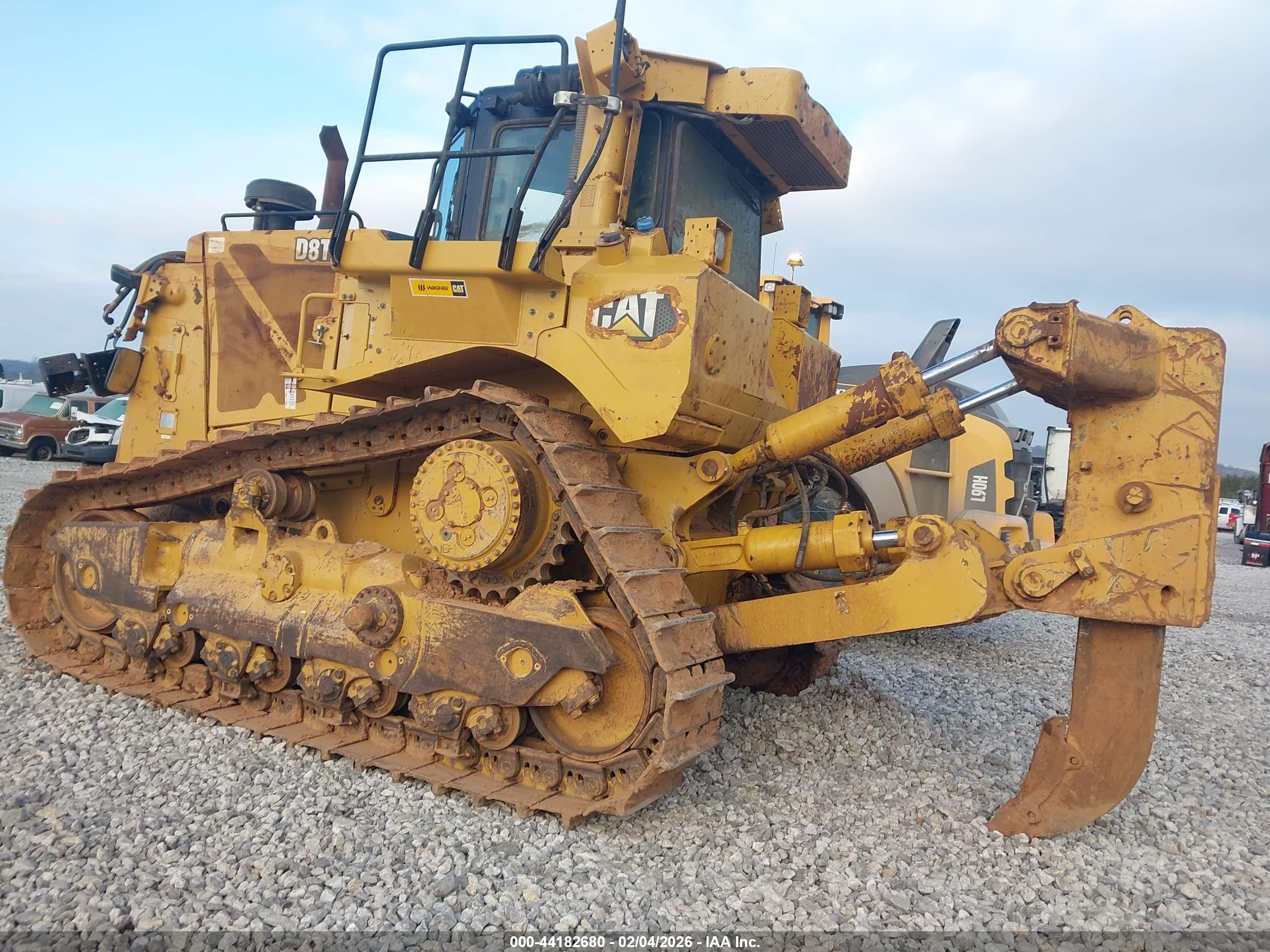 CATERPILLAR D8T image 3