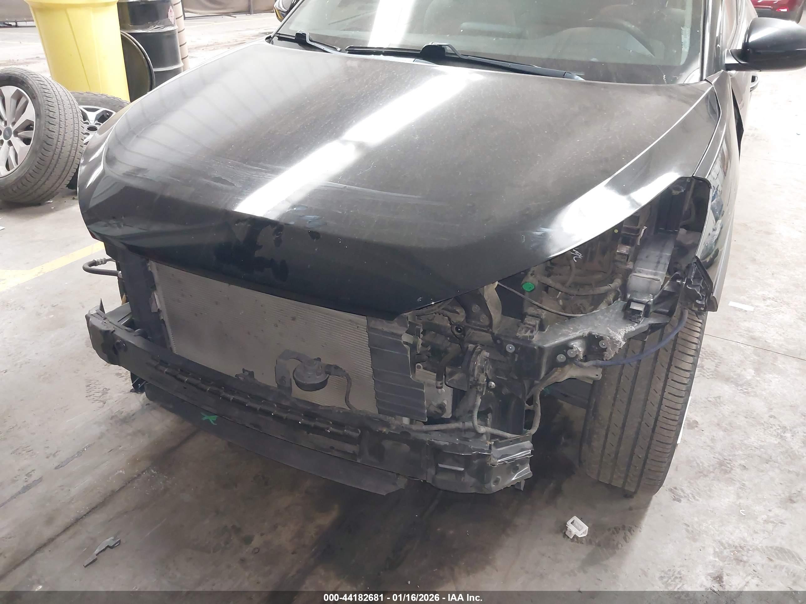 HYUNDAI TUCSON image 6