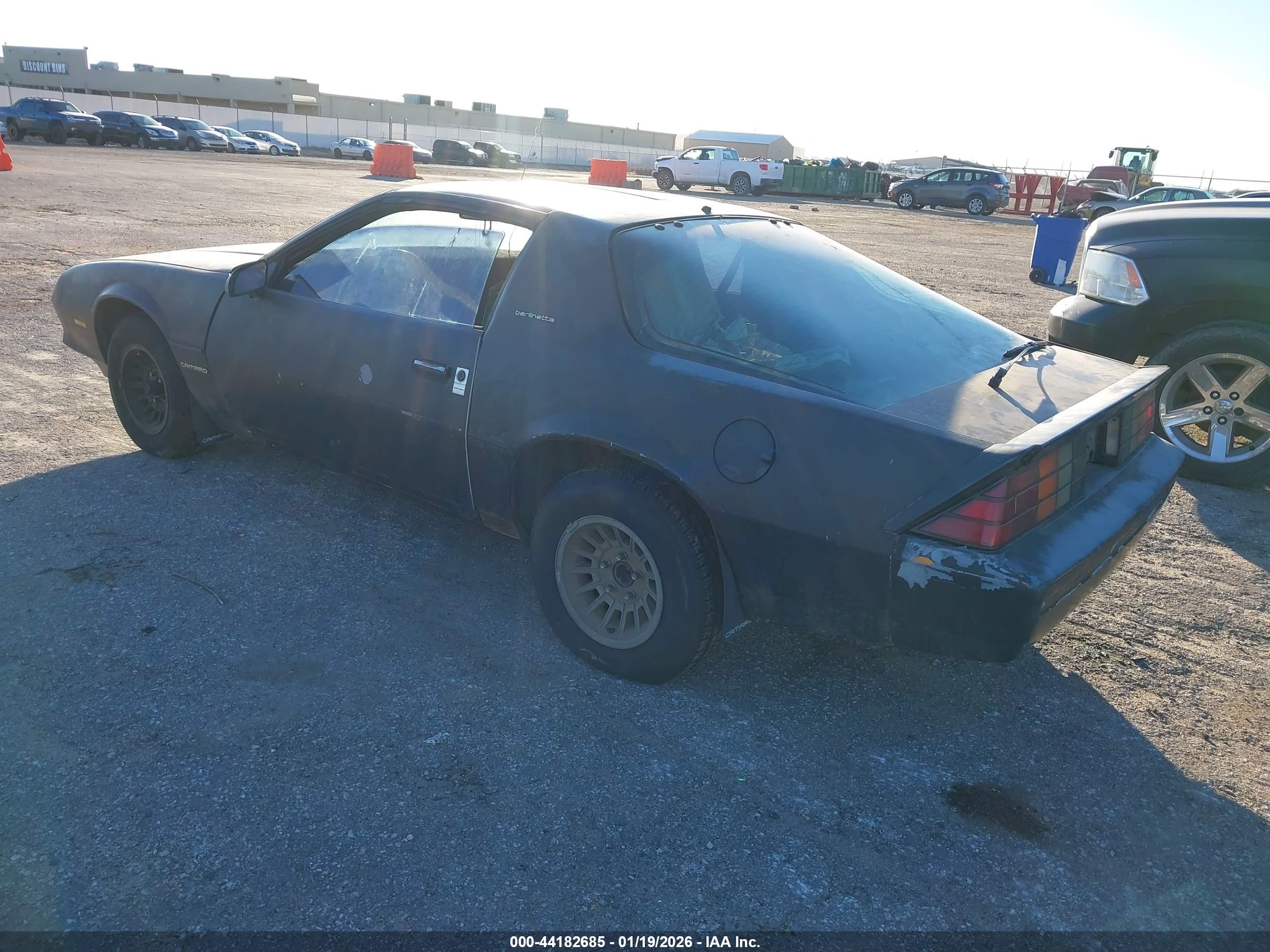 CHEVROLET CAMARO image 3