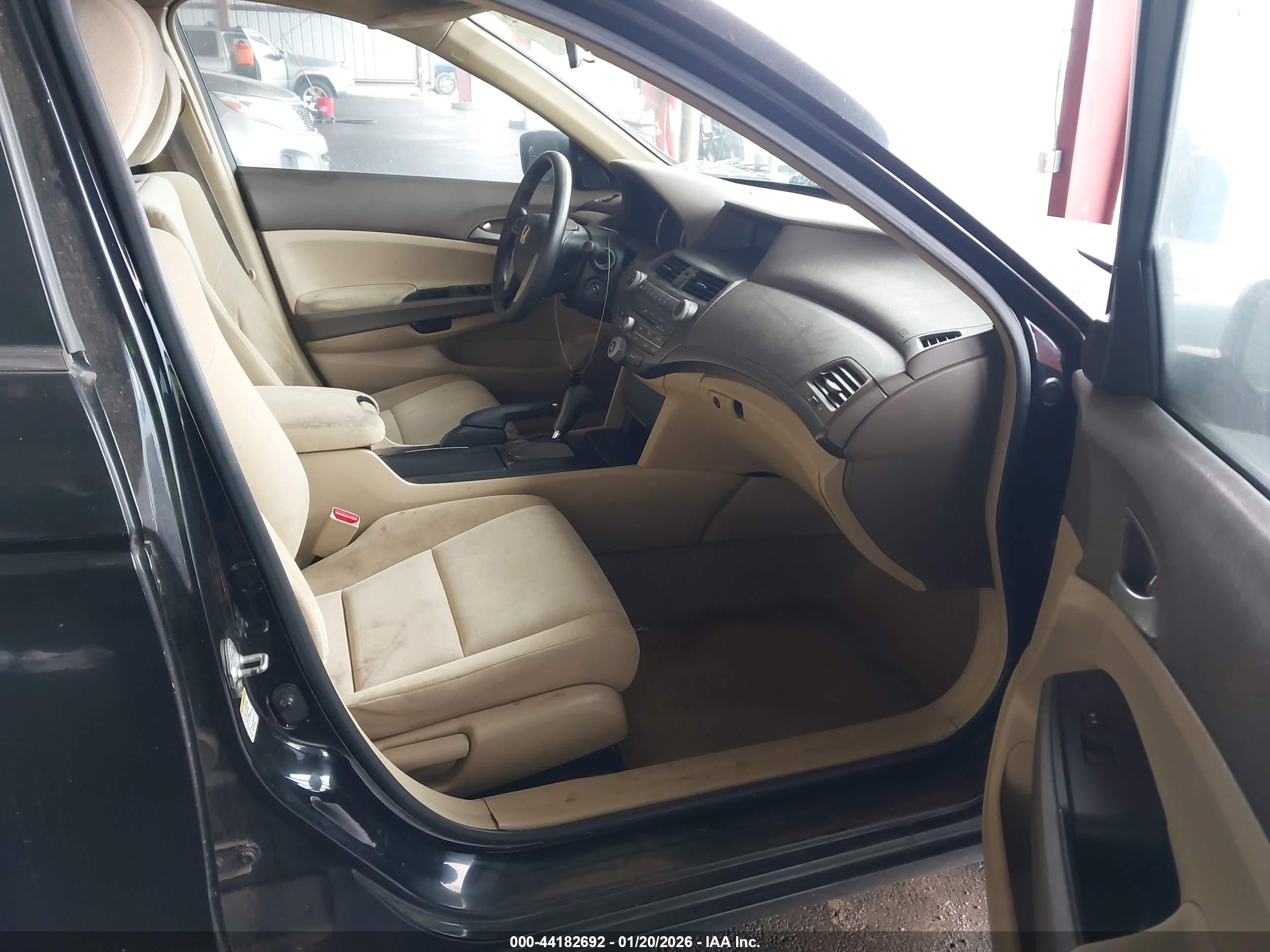 HONDA ACCORD image 5
