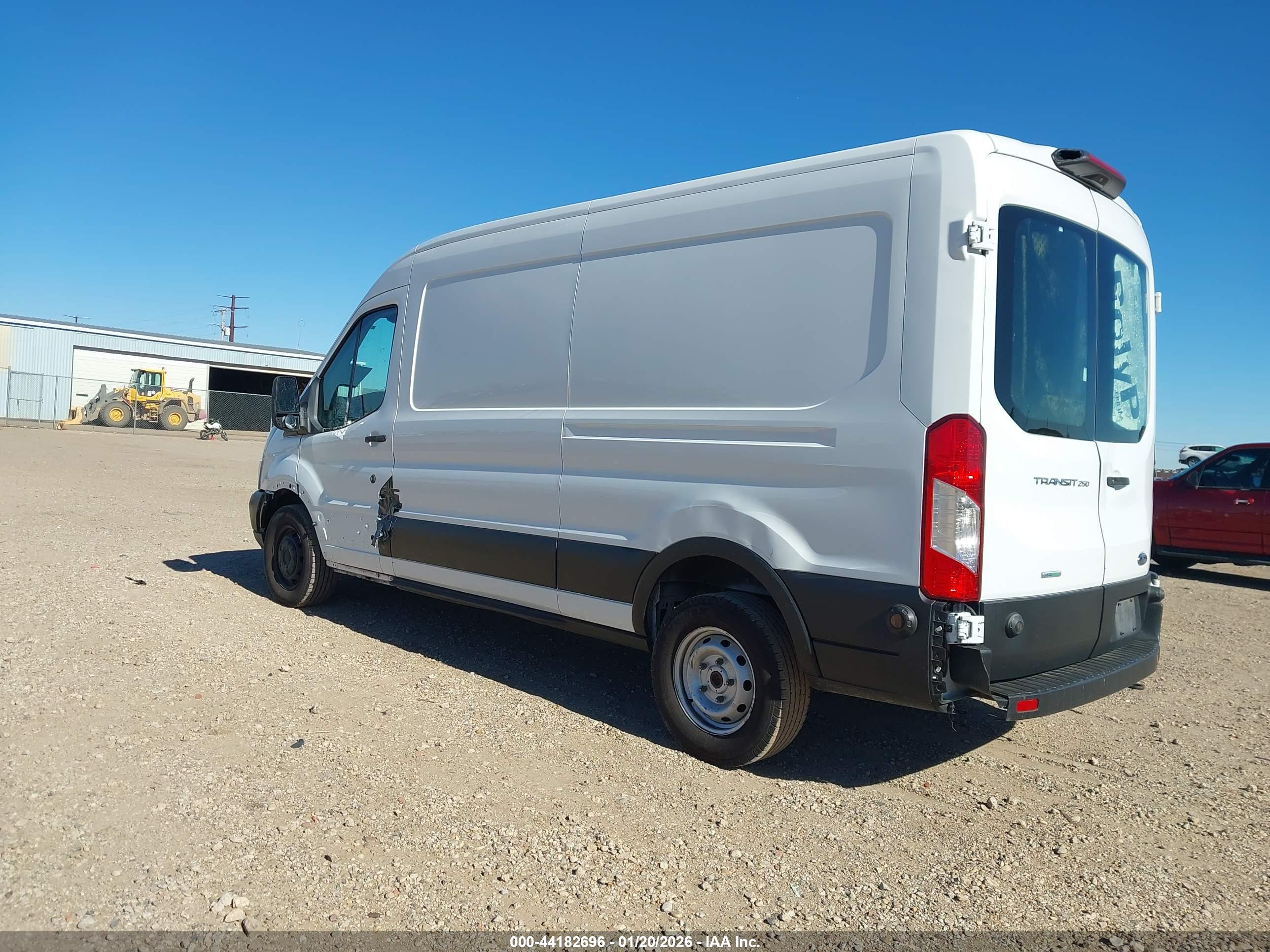 FORD TRANSIT-250 image 3