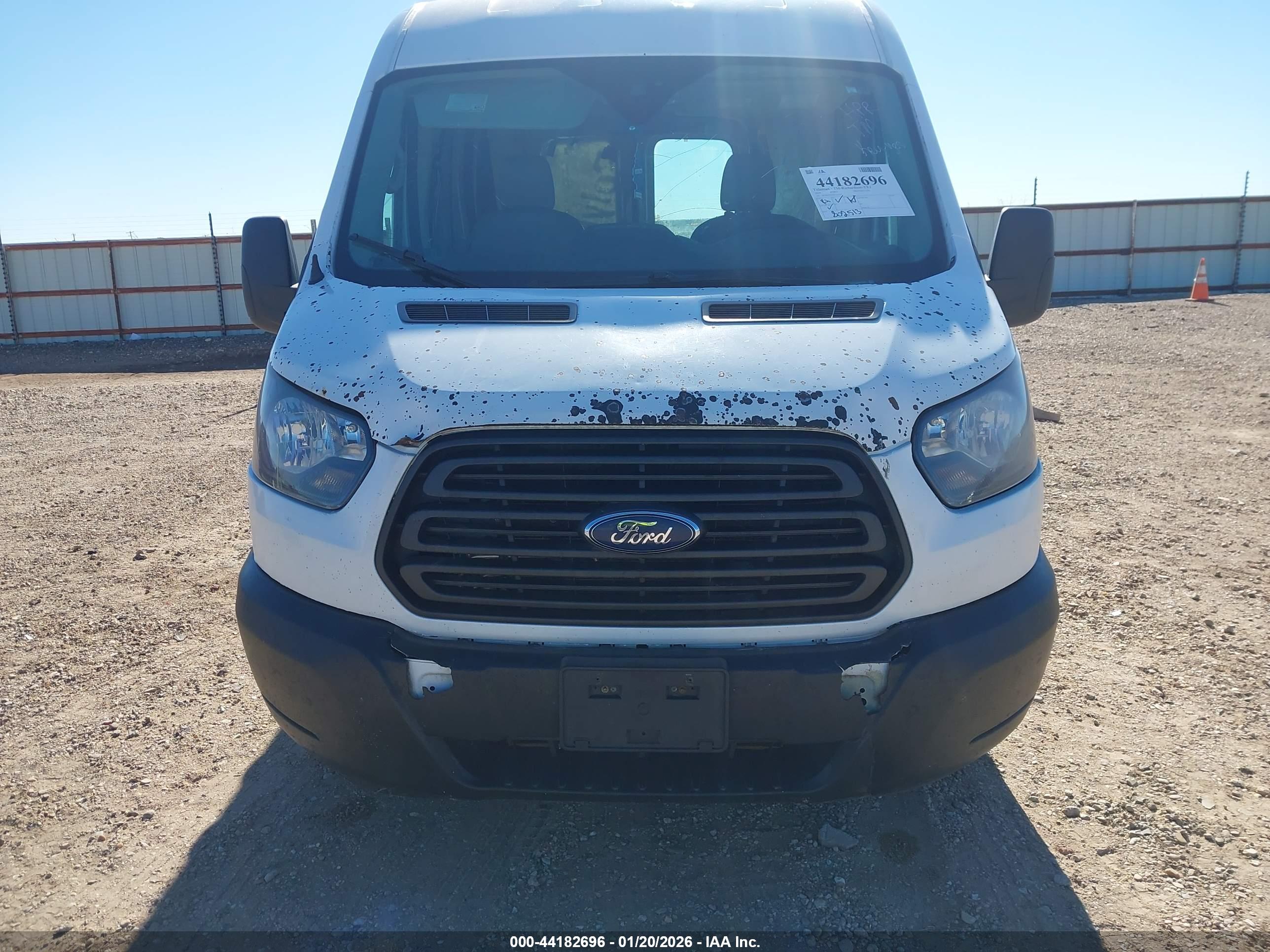 FORD TRANSIT-250 image 6