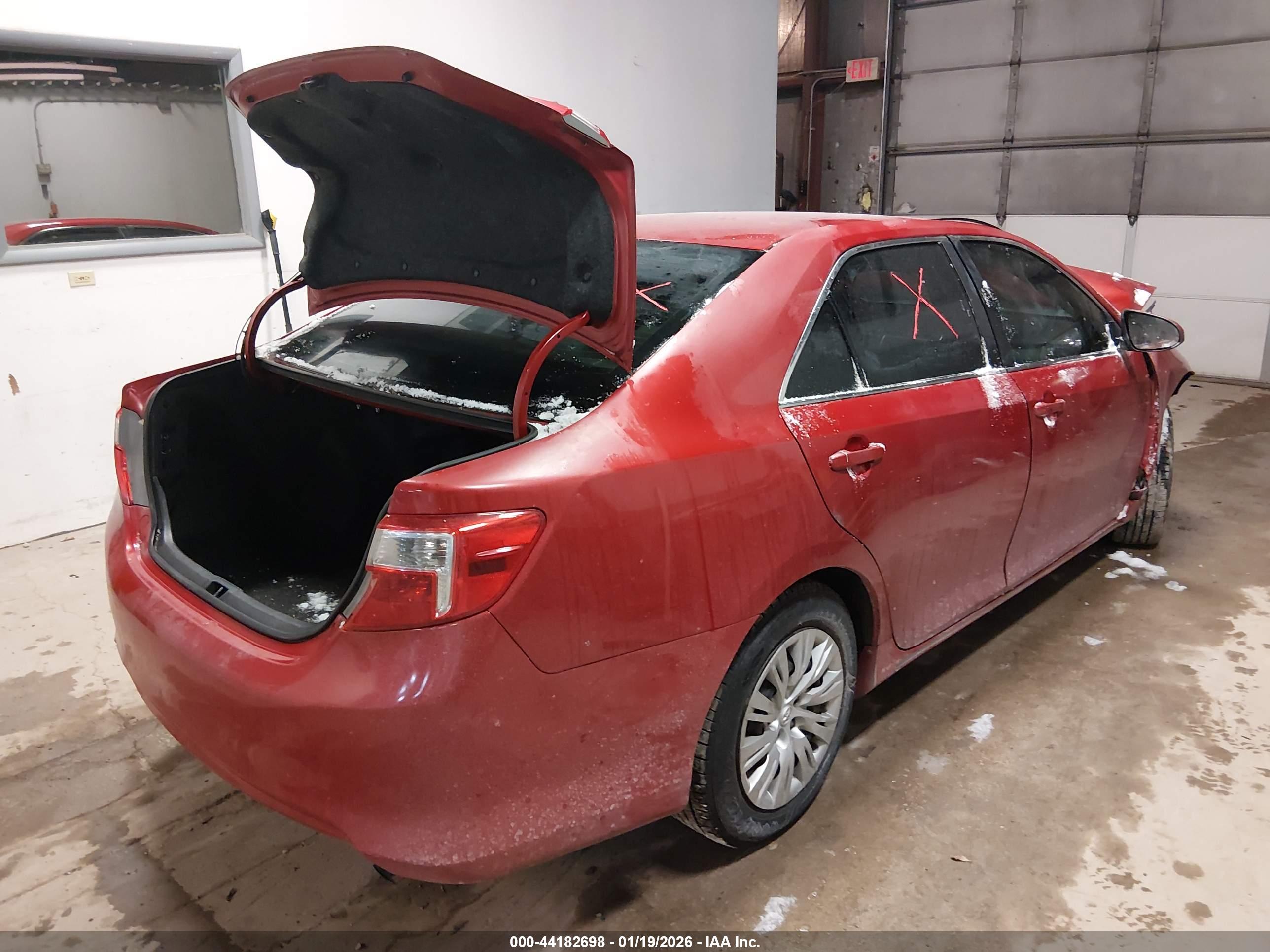 TOYOTA CAMRY image 4