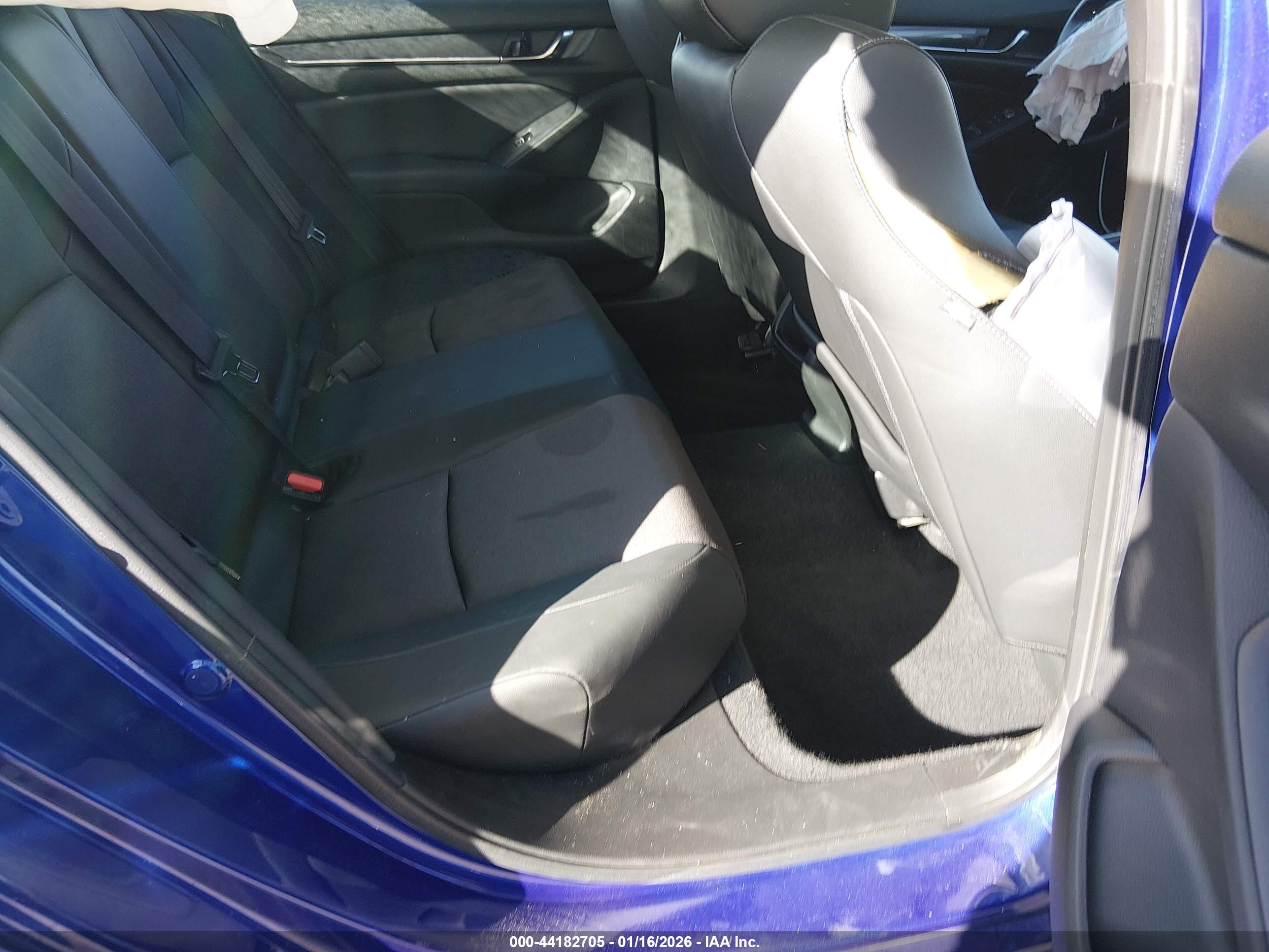 HONDA ACCORD image 8