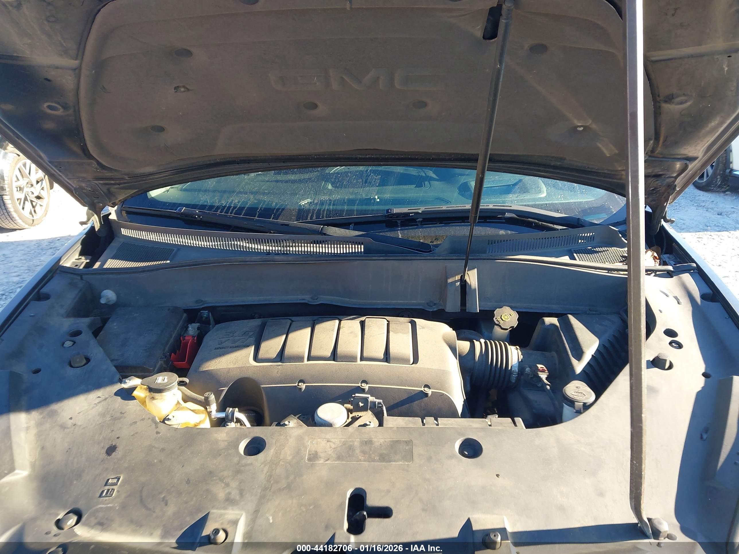 GMC ACADIA image 10