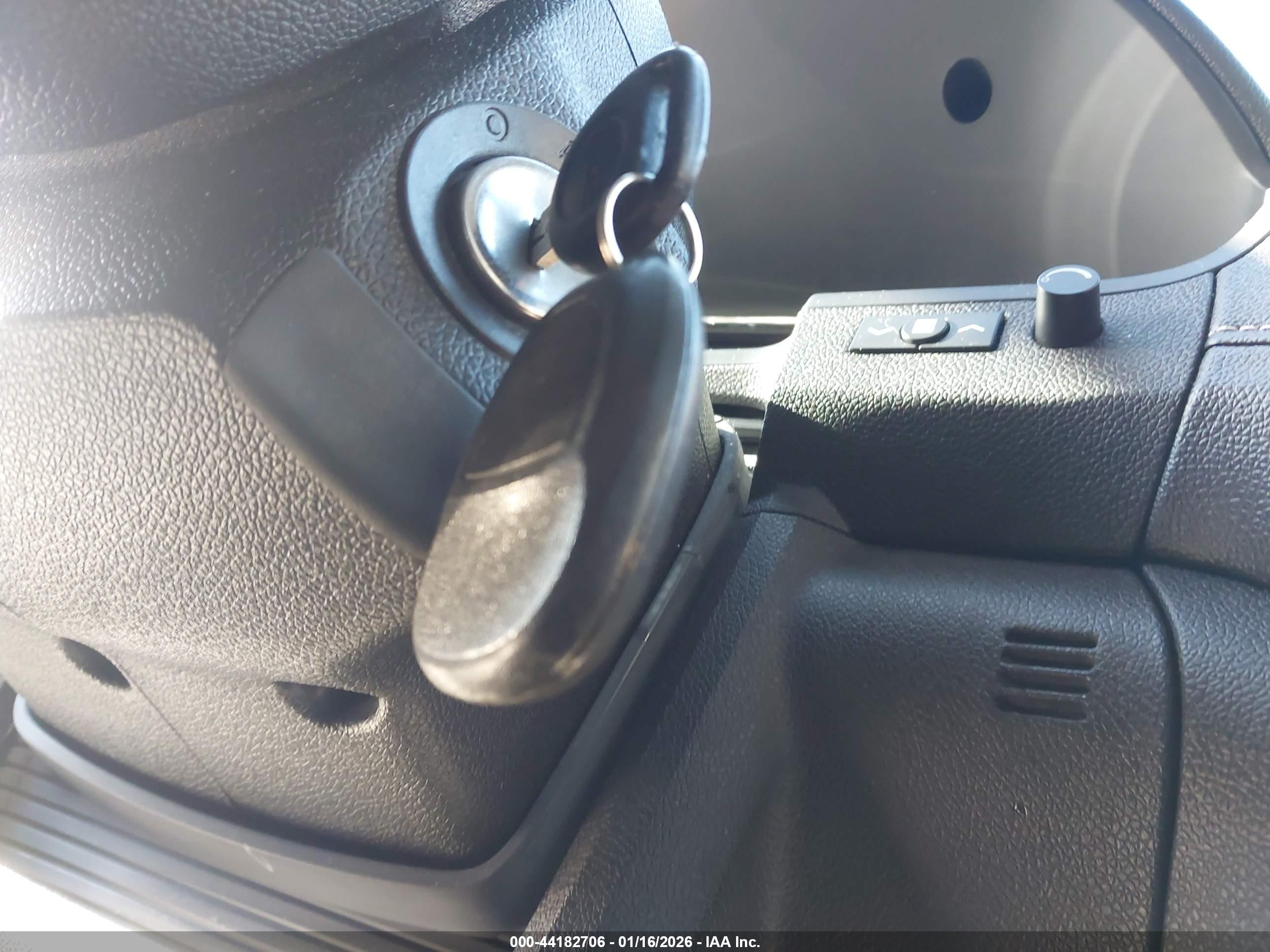 GMC ACADIA image 11