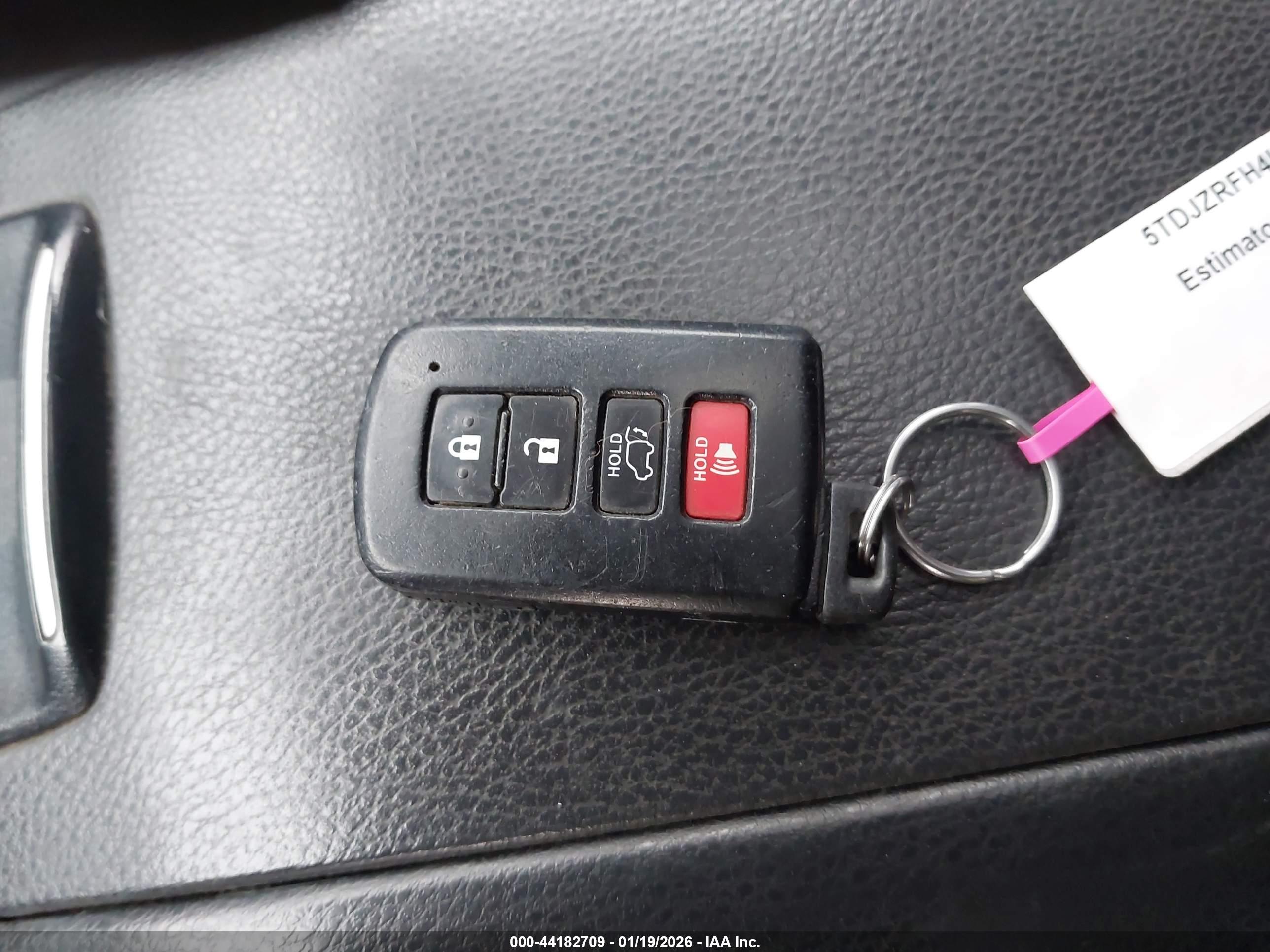 TOYOTA HIGHLANDER image 11